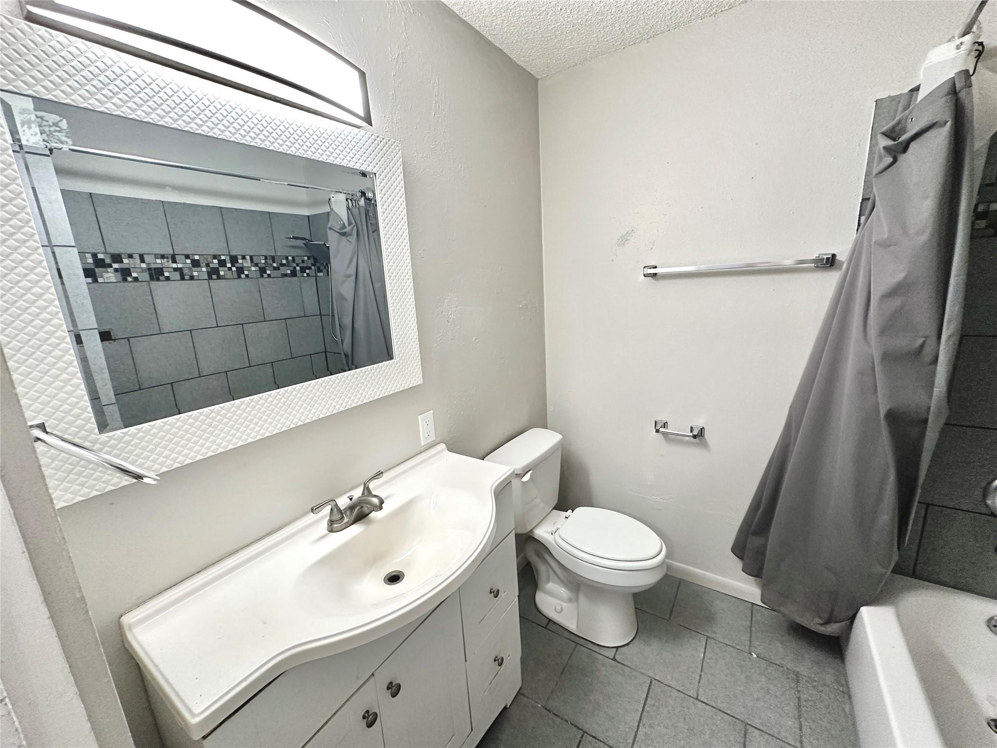 3822 Southway Dr # 102, Austin, TX 78704