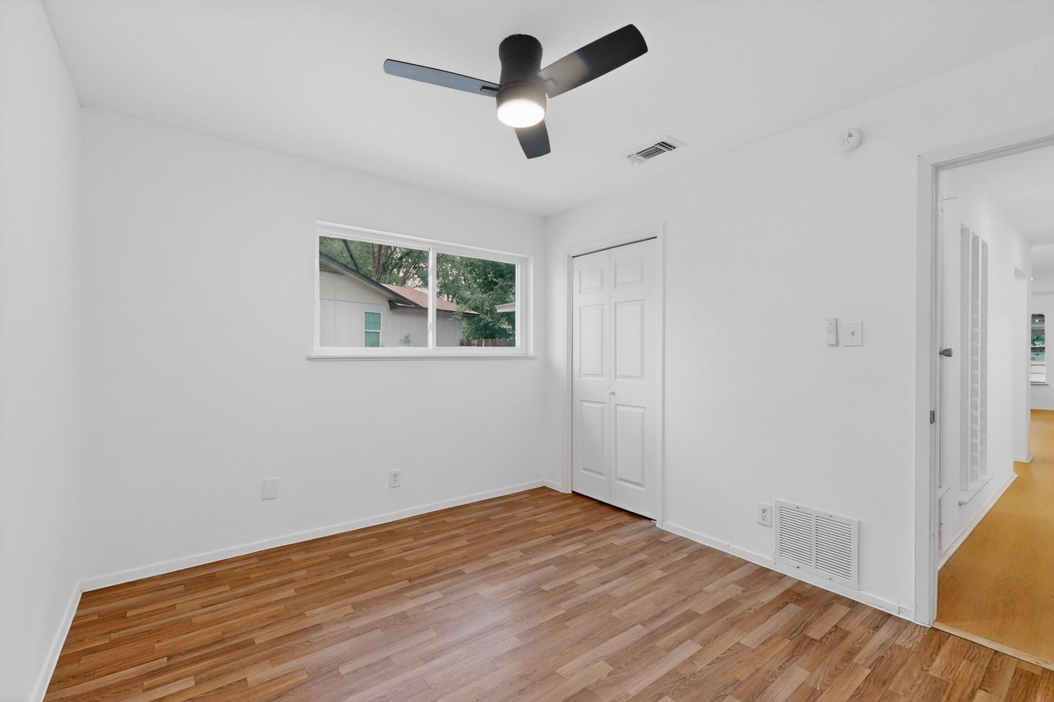 9807 Dallum Dr, Austin, TX 78753