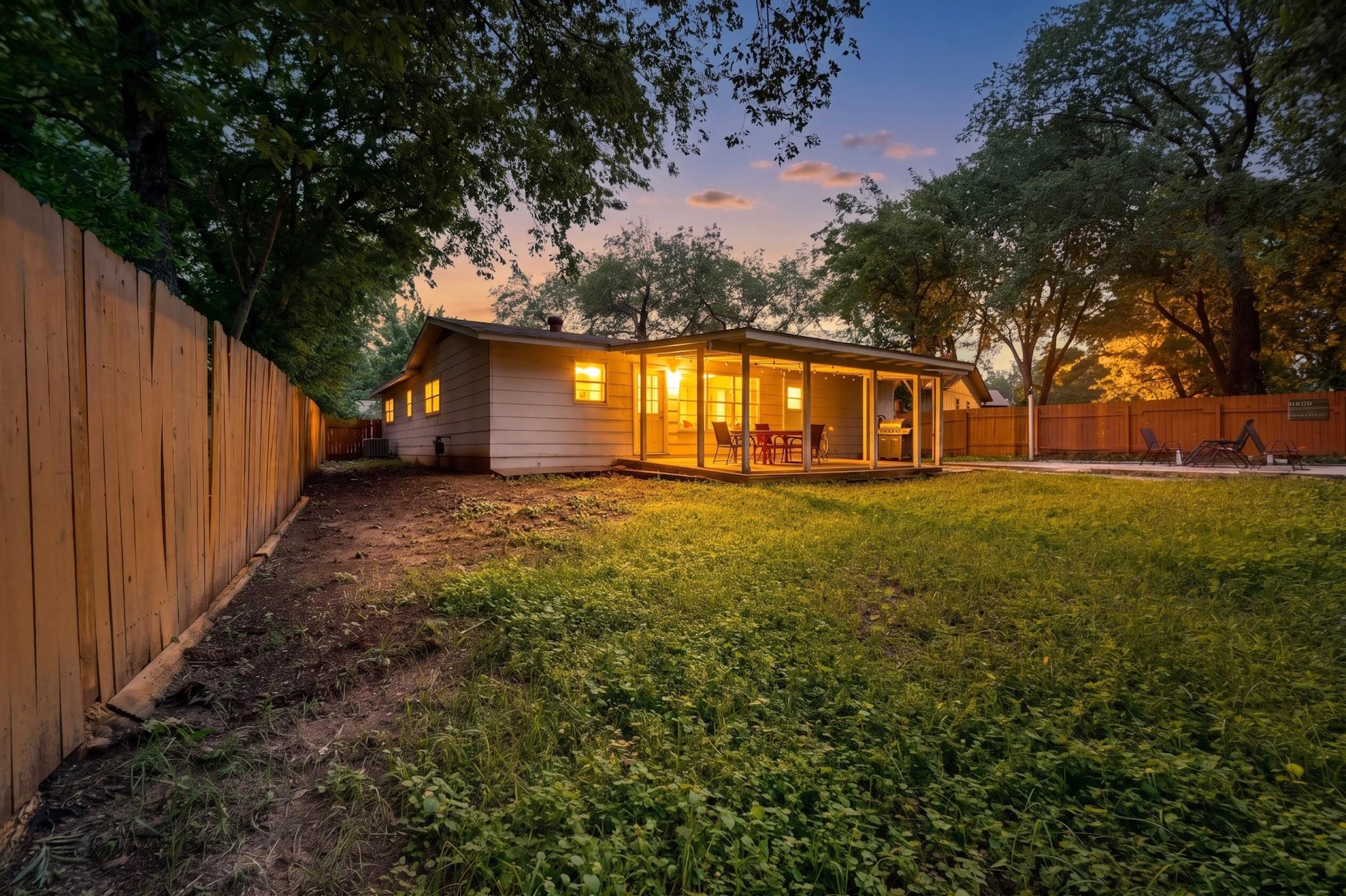 9807 Dallum Dr, Austin, TX 78753