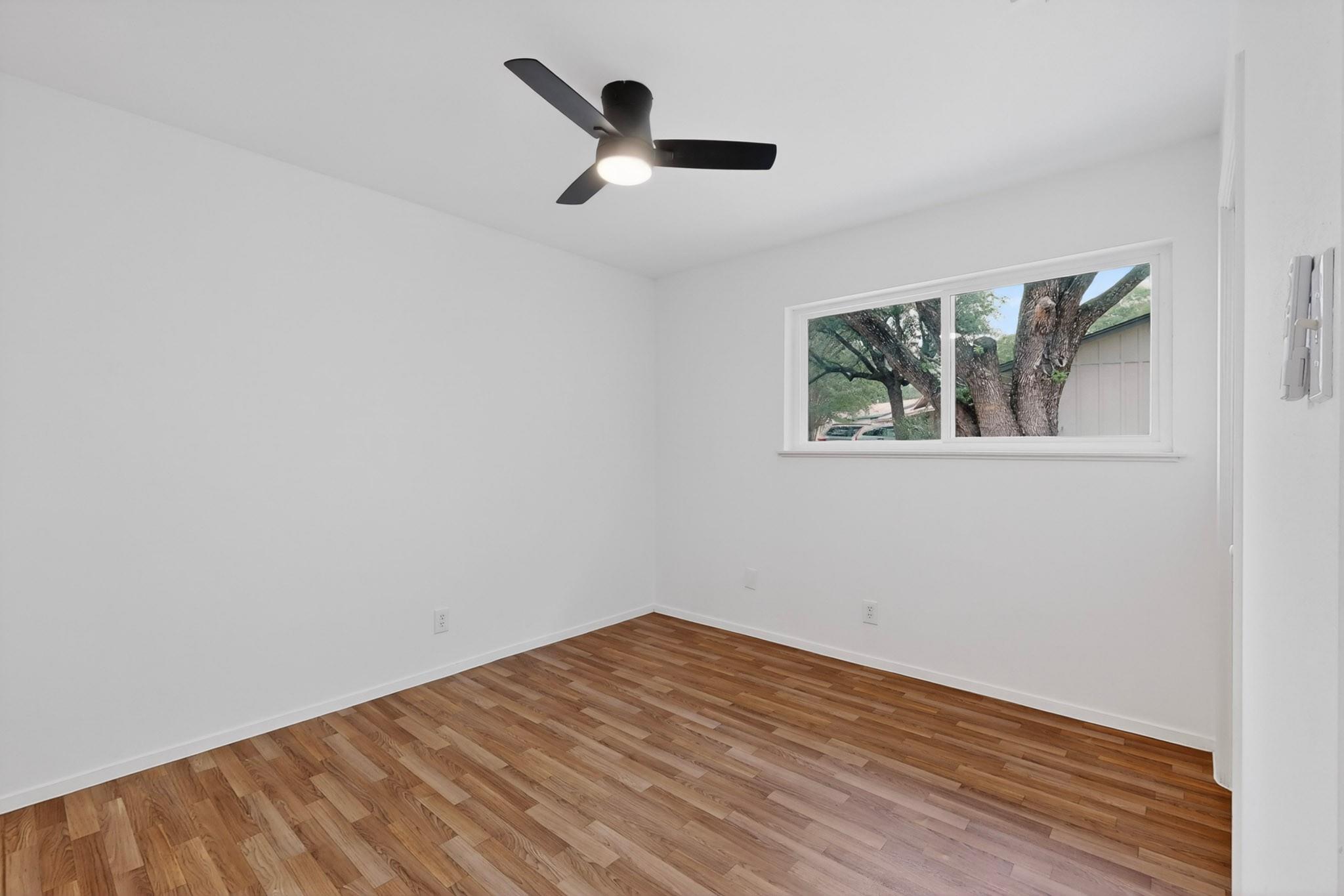 9807 Dallum Dr, Austin, TX 78753