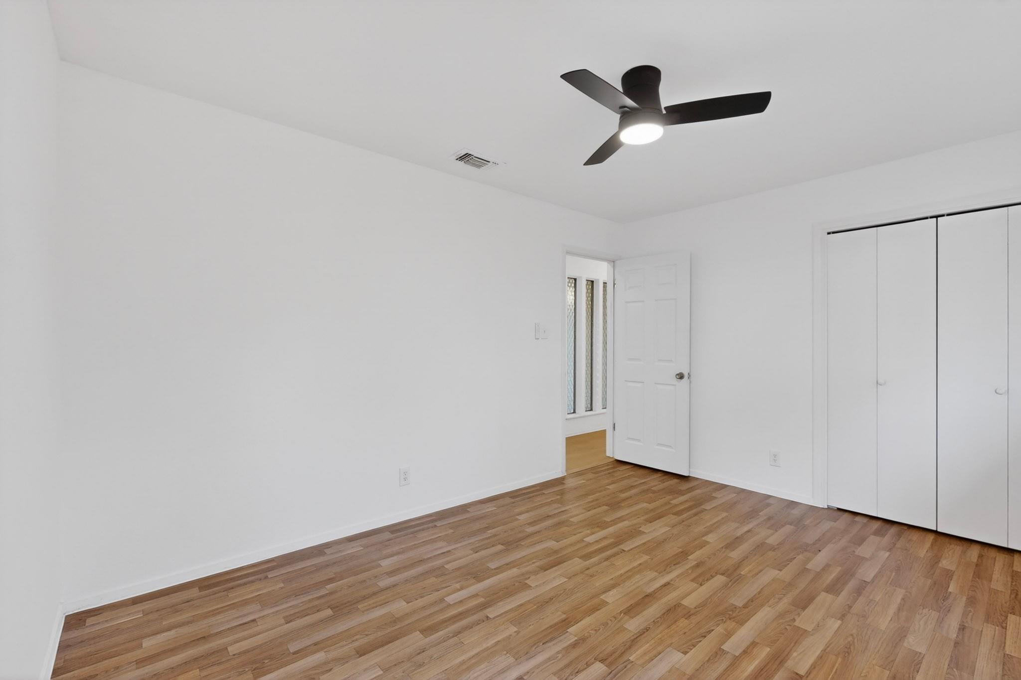 9807 Dallum Dr, Austin, TX 78753
