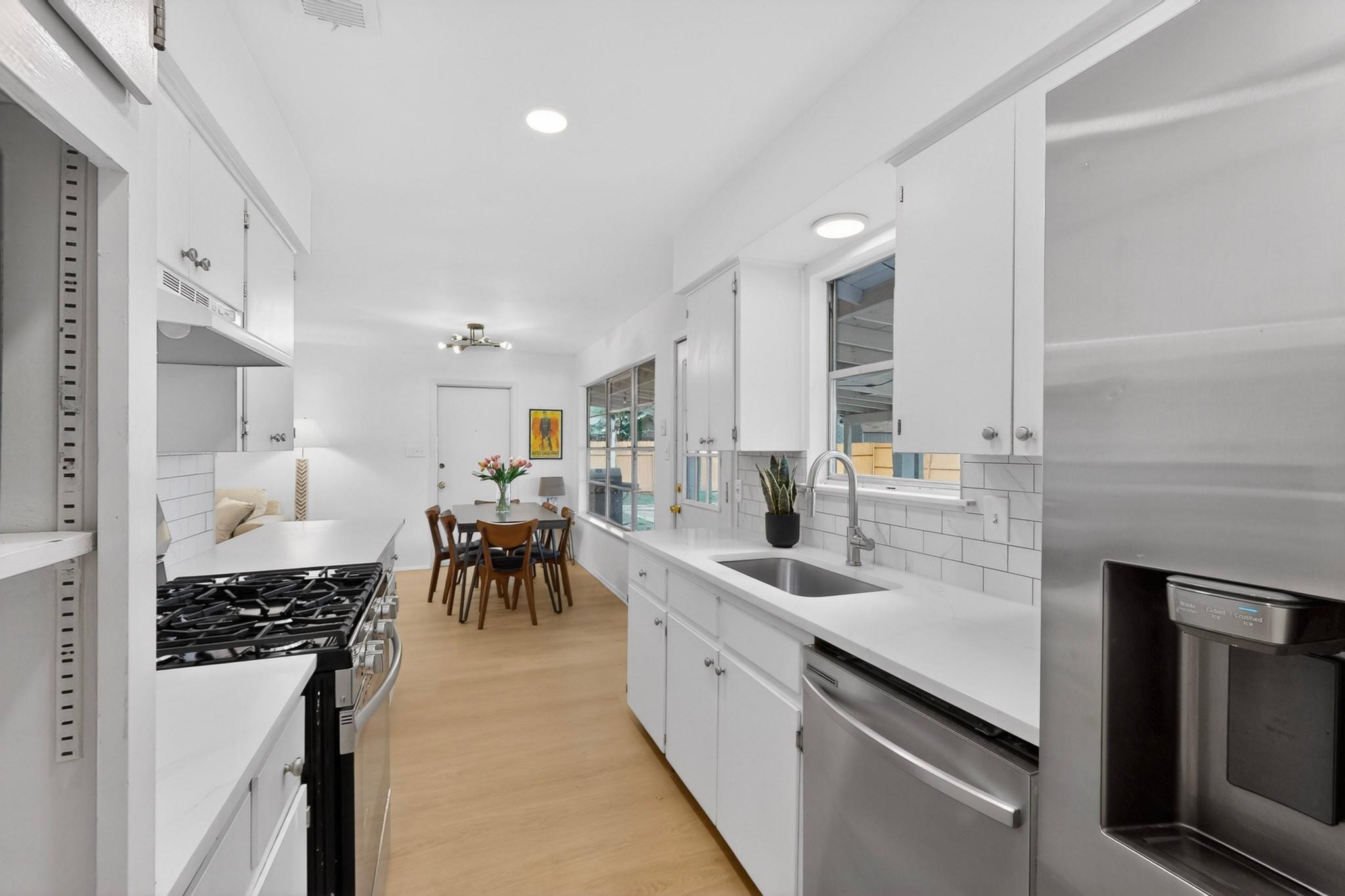9807 Dallum Dr, Austin, TX 78753