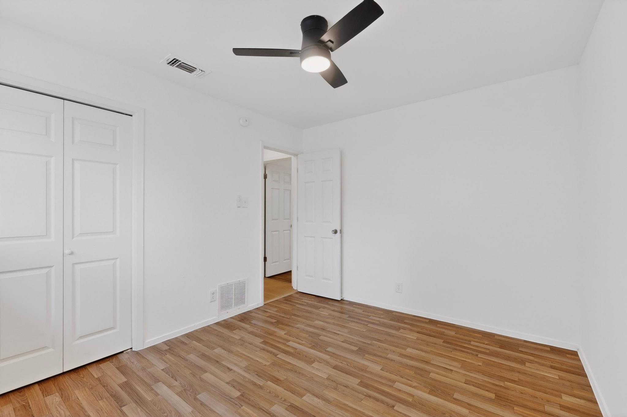 9807 Dallum Dr, Austin, TX 78753