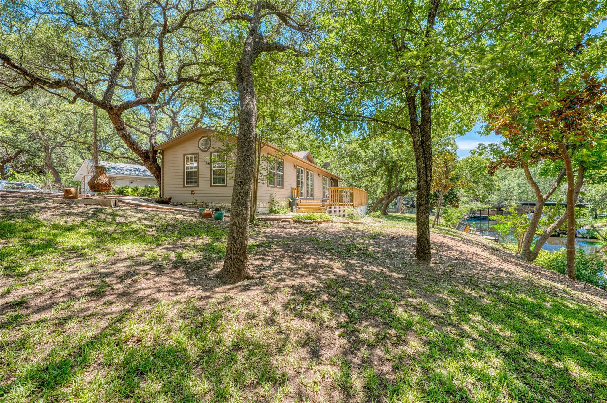 113 Red Bird Dr, Kingsland, TX 78639
