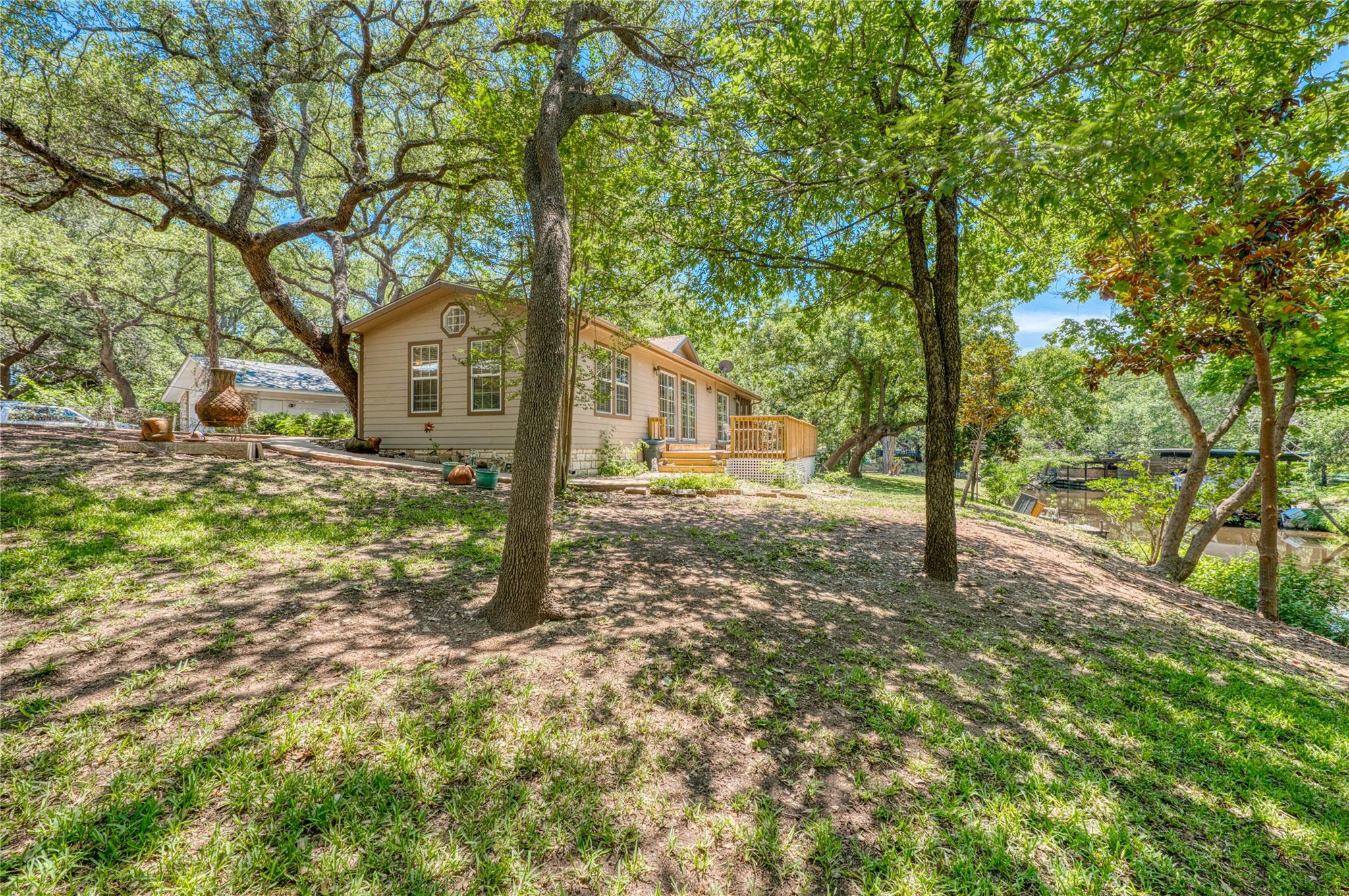 113 Red Bird Dr, Kingsland, TX 78639