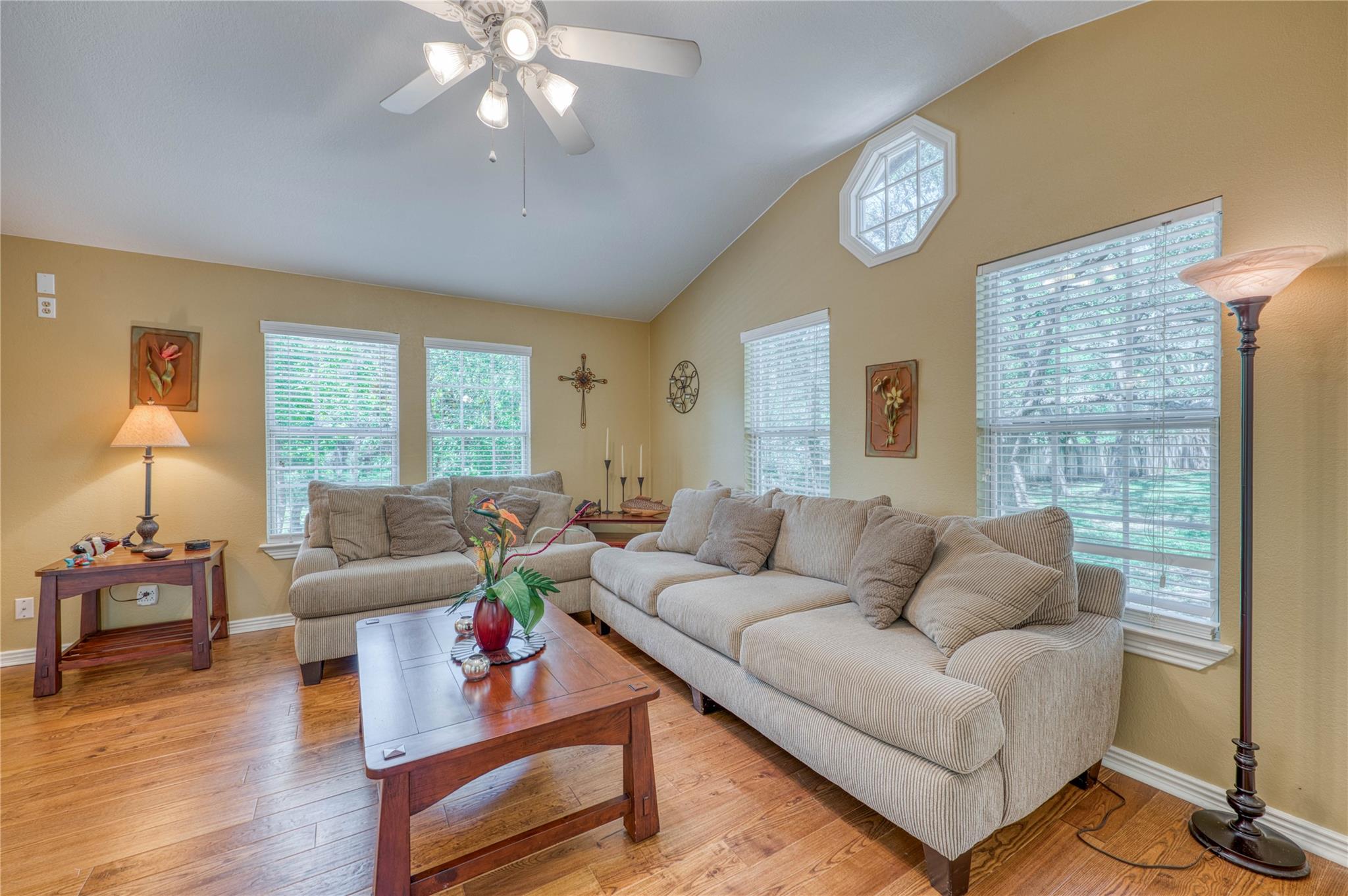 113 Red Bird Dr, Kingsland, TX 78639