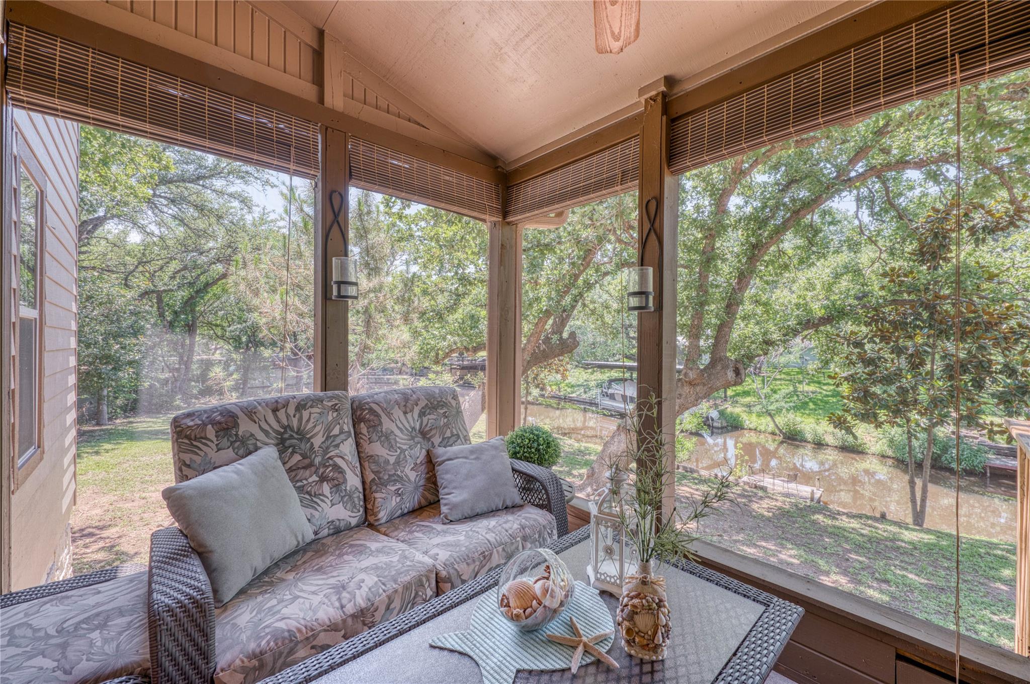 113 Red Bird Dr, Kingsland, TX 78639