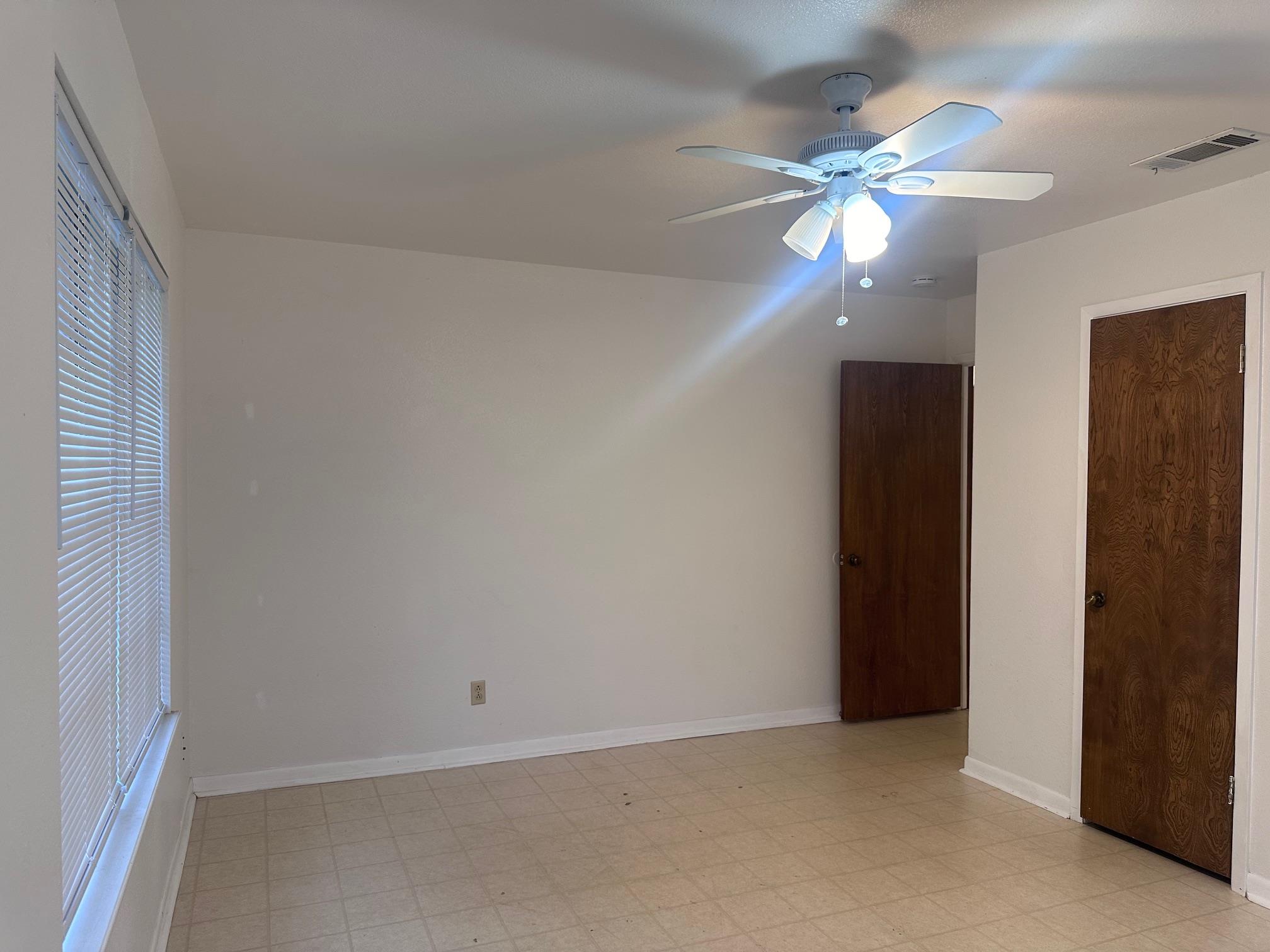 124 Plum St St, Bastrop, TX 78602