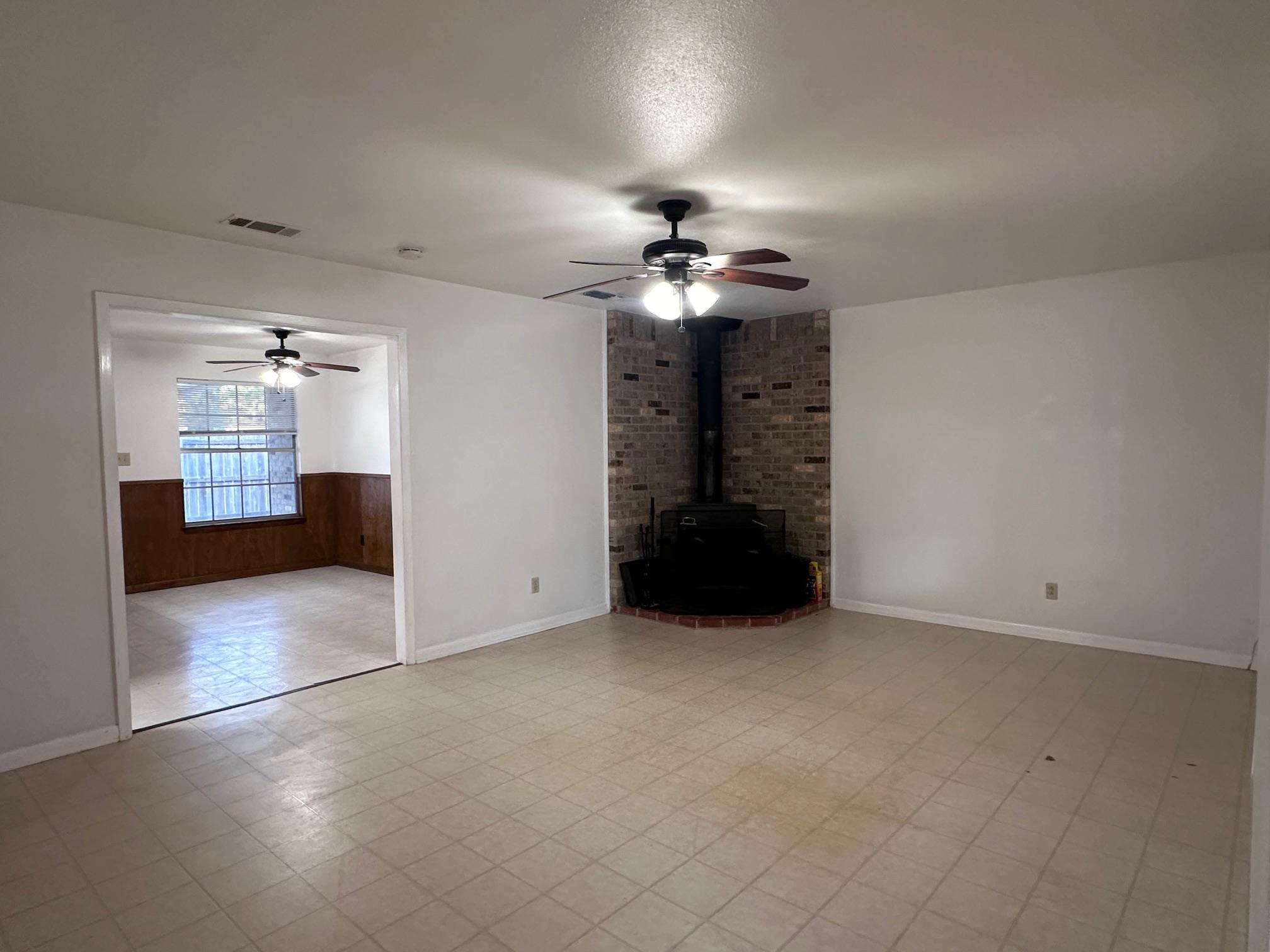 124 Plum St St, Bastrop, TX 78602