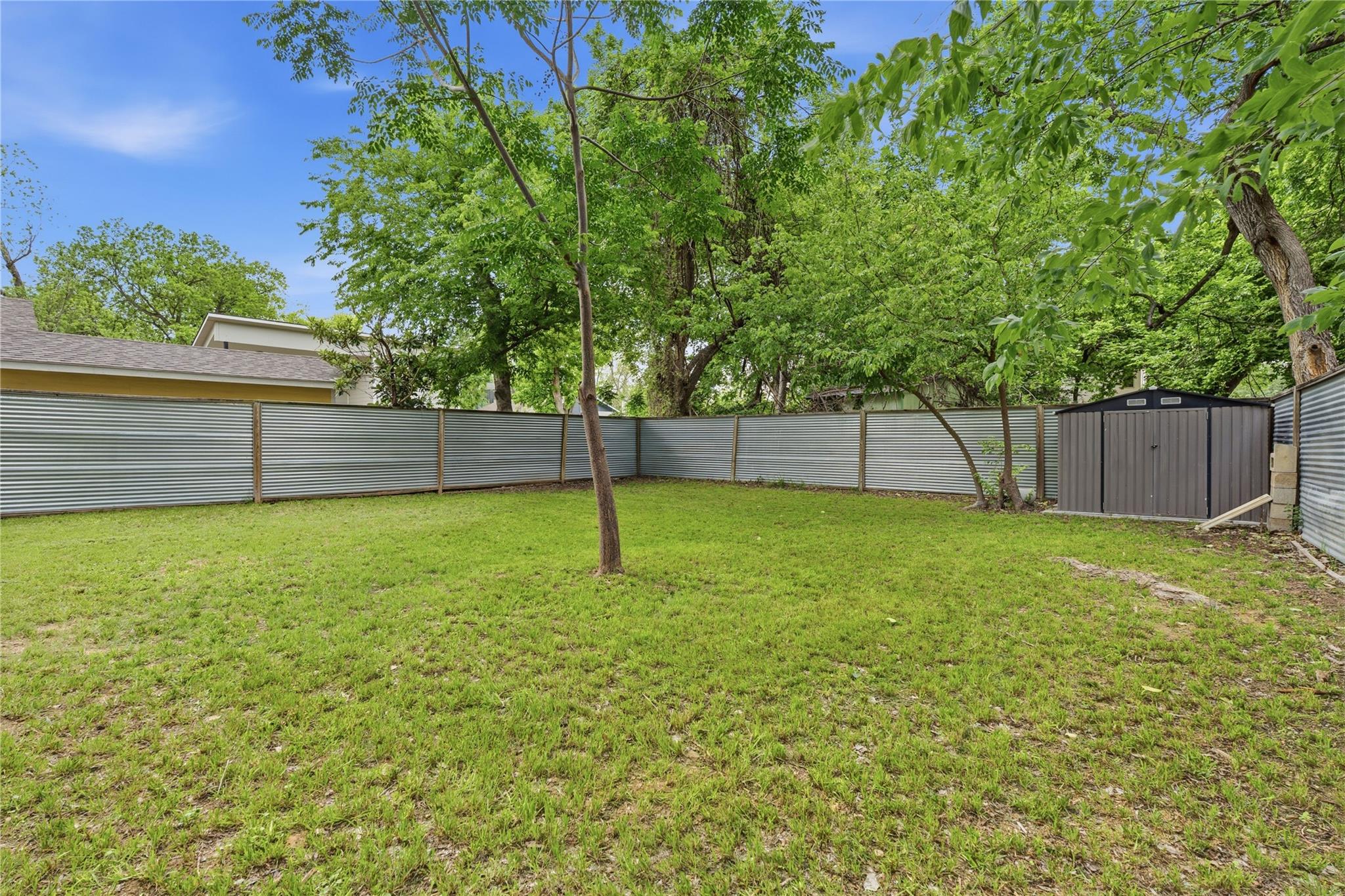 1122 Gunter St, Austin, TX 78702