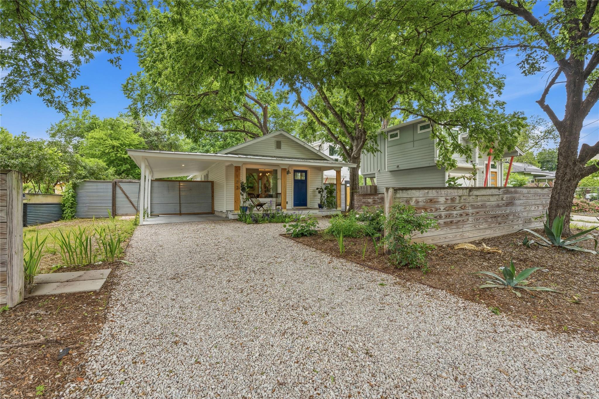 1122 Gunter St, Austin, TX 78702