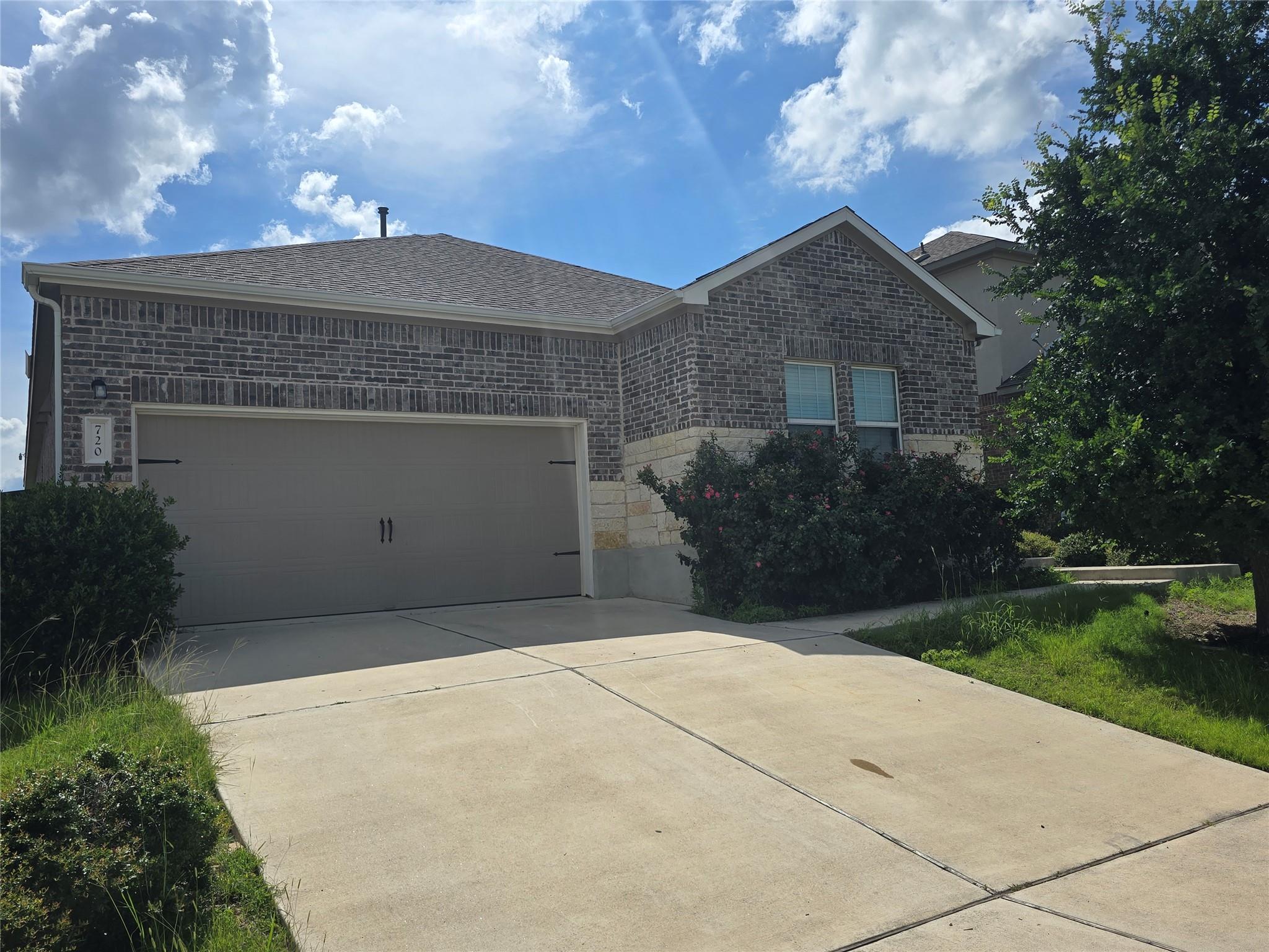 720 Mallow Rd, Leander, TX 78641