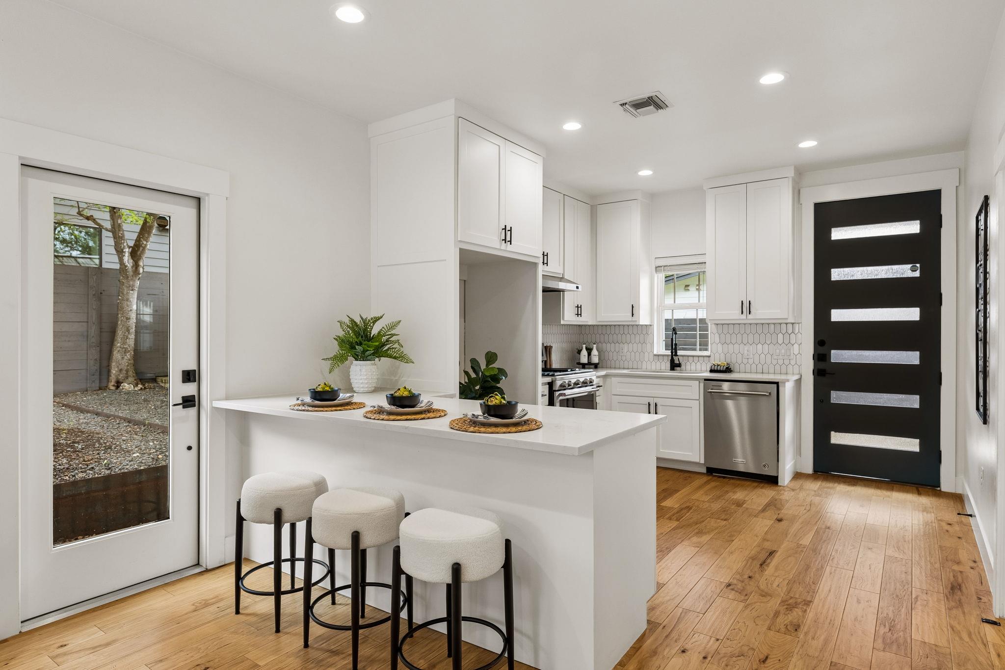 806 Philco Dr # 2, Austin, TX 78745