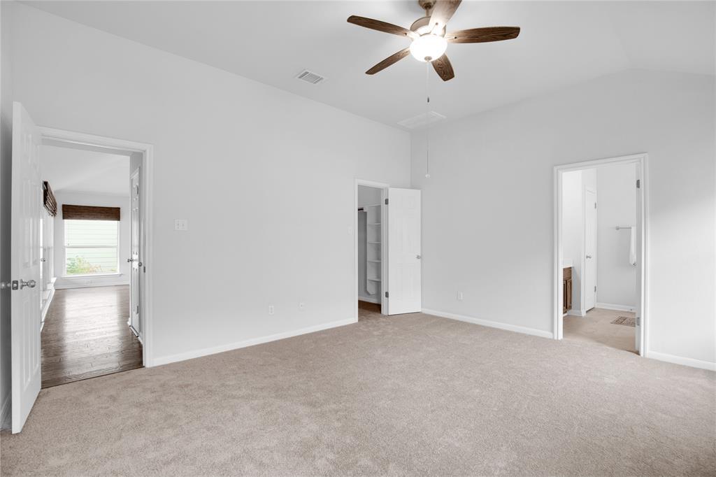 281 Hutton Dr, Kyle, TX 78640