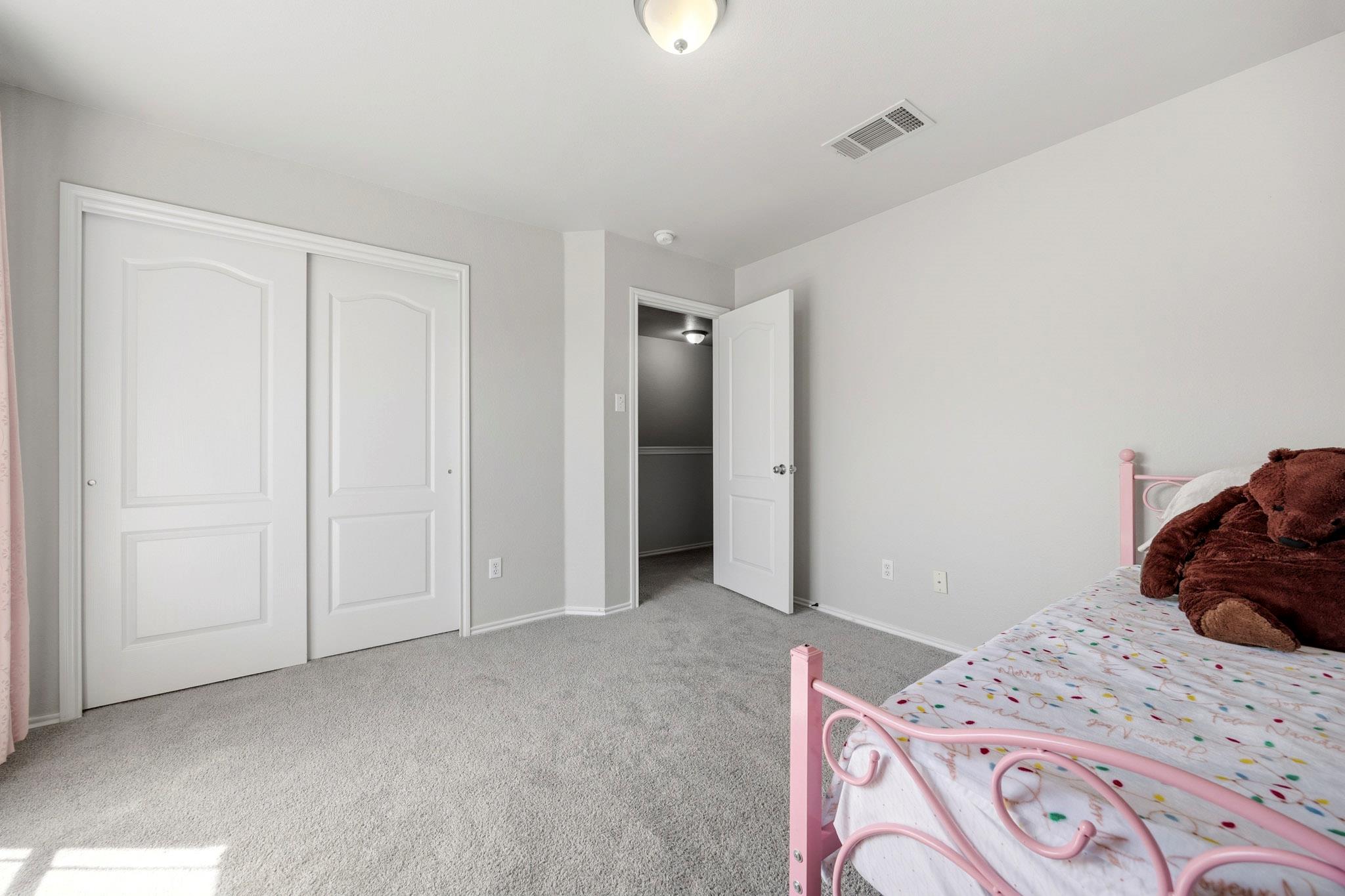 111 Brazos Ln, Kyle, TX 78640
