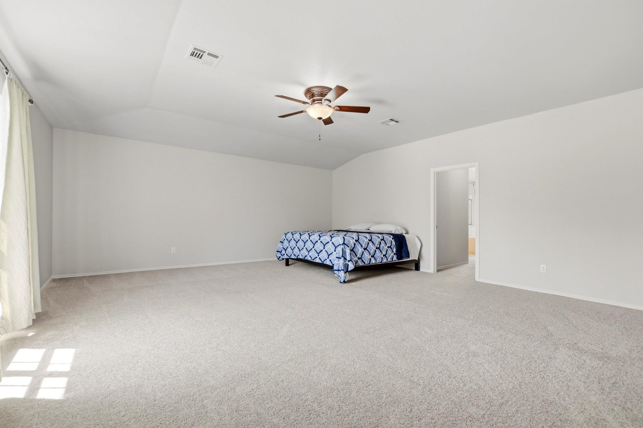 111 Brazos Ln, Kyle, TX 78640