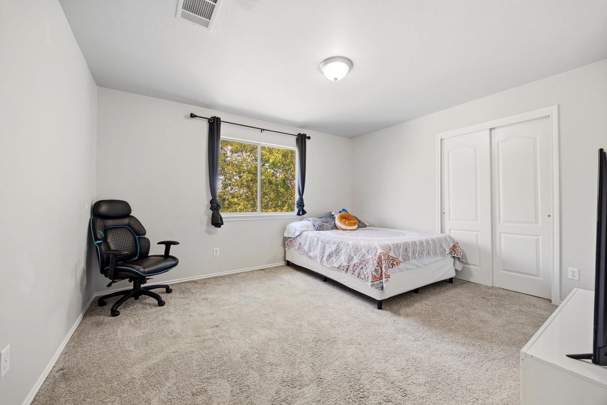 111 Brazos Ln, Kyle, TX 78640