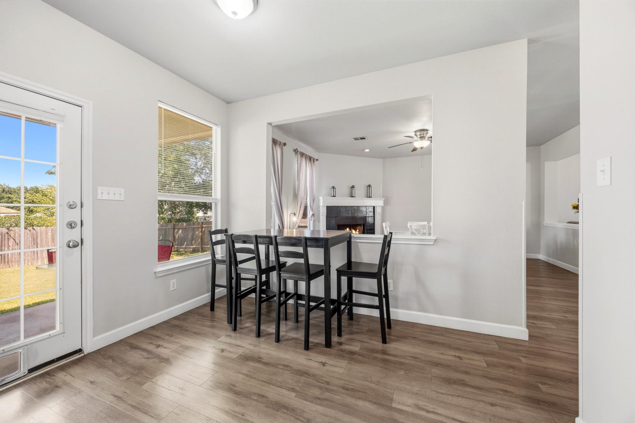 111 Brazos Ln, Kyle, TX 78640