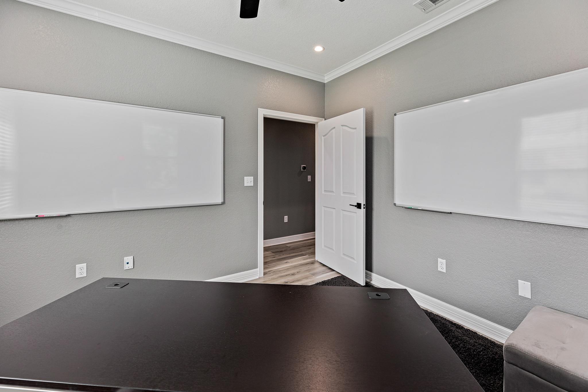 3000 Joe Dimaggio Blvd # 41, Round Rock, TX 78665