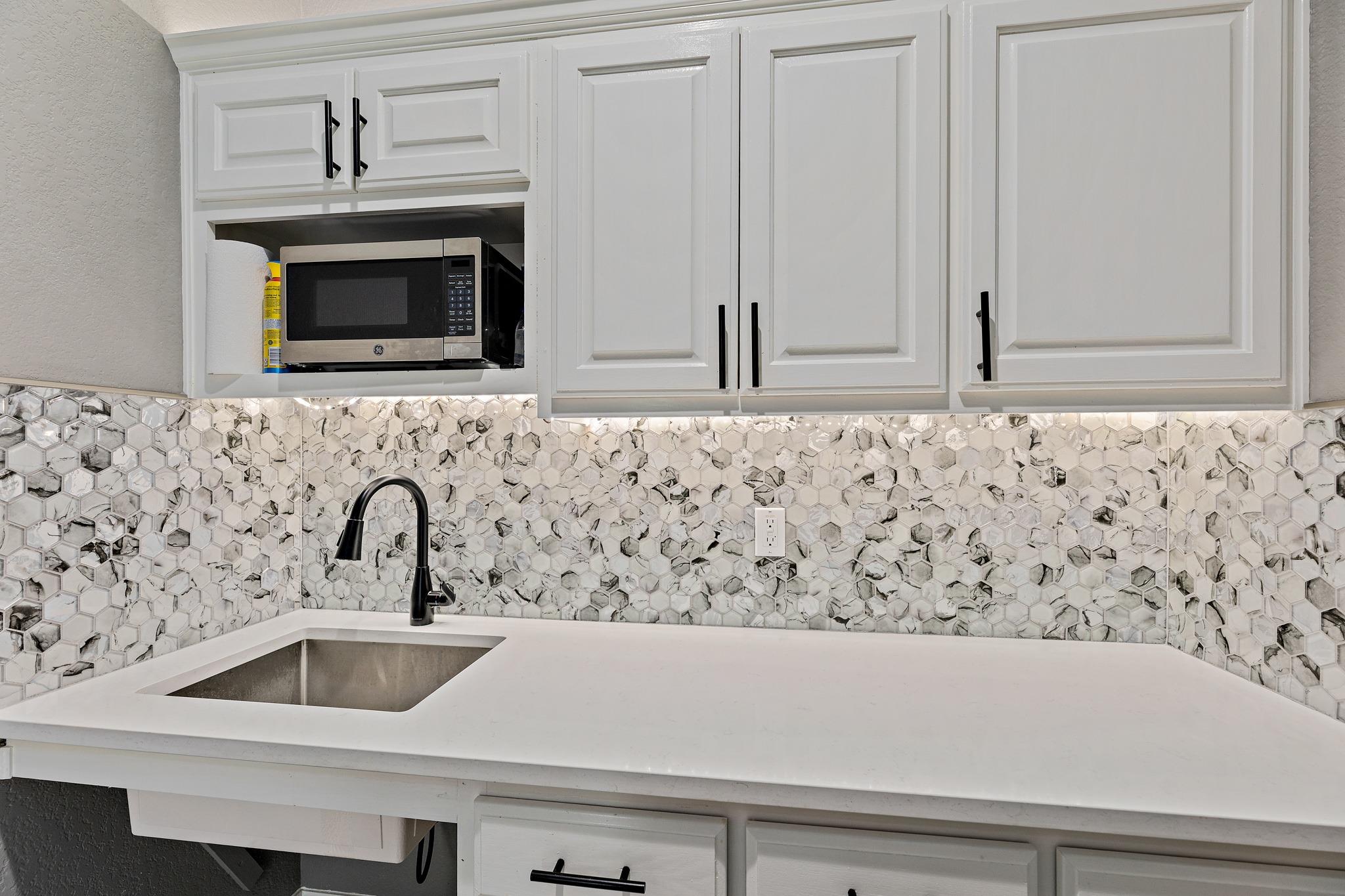 3000 Joe Dimaggio Blvd # 41, Round Rock, TX 78665