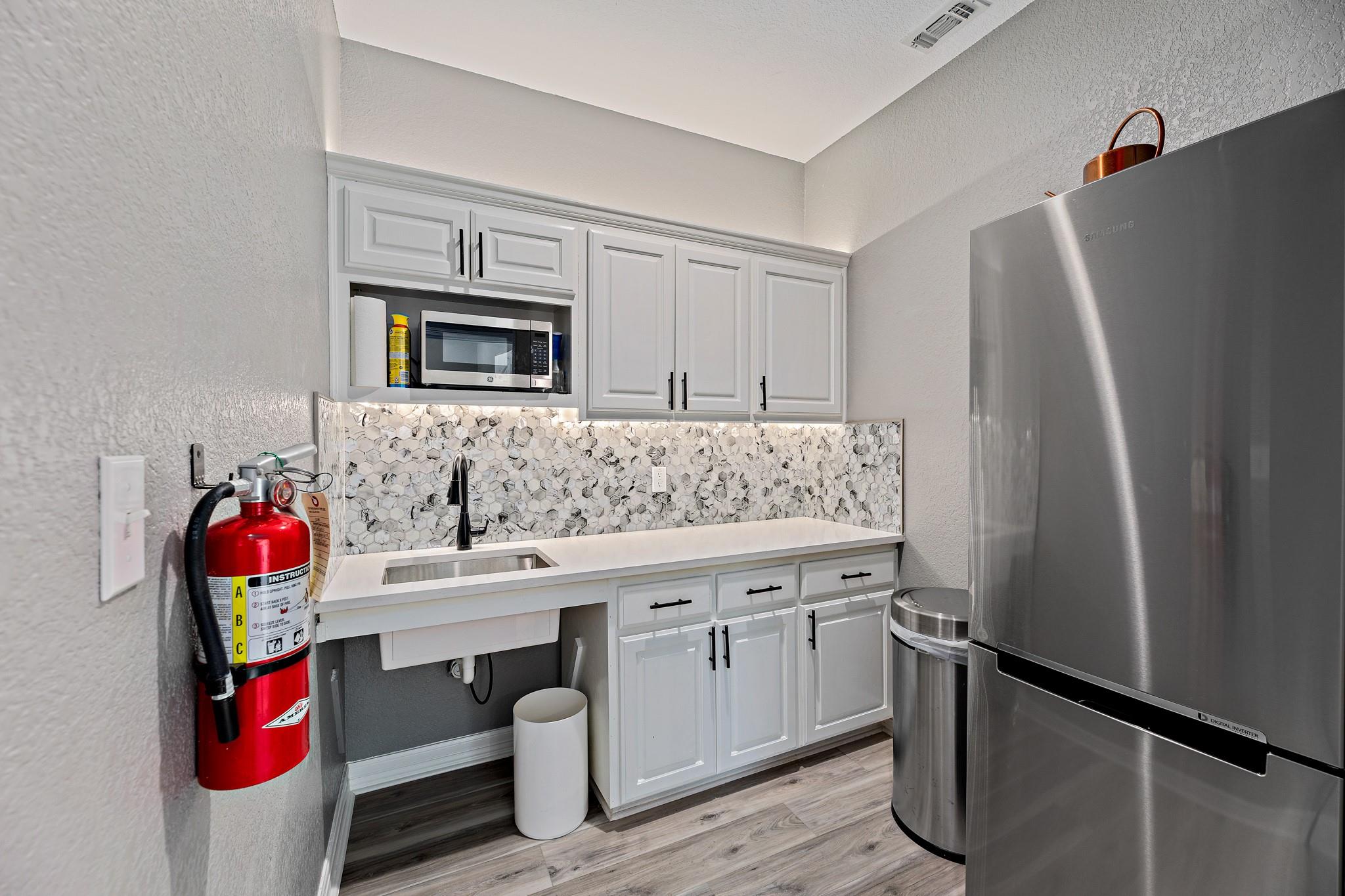 3000 Joe Dimaggio Blvd # 41, Round Rock, TX 78665