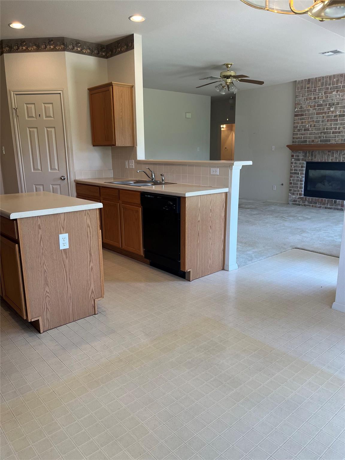 100 Adelfa Dr, Round Rock, TX 78664