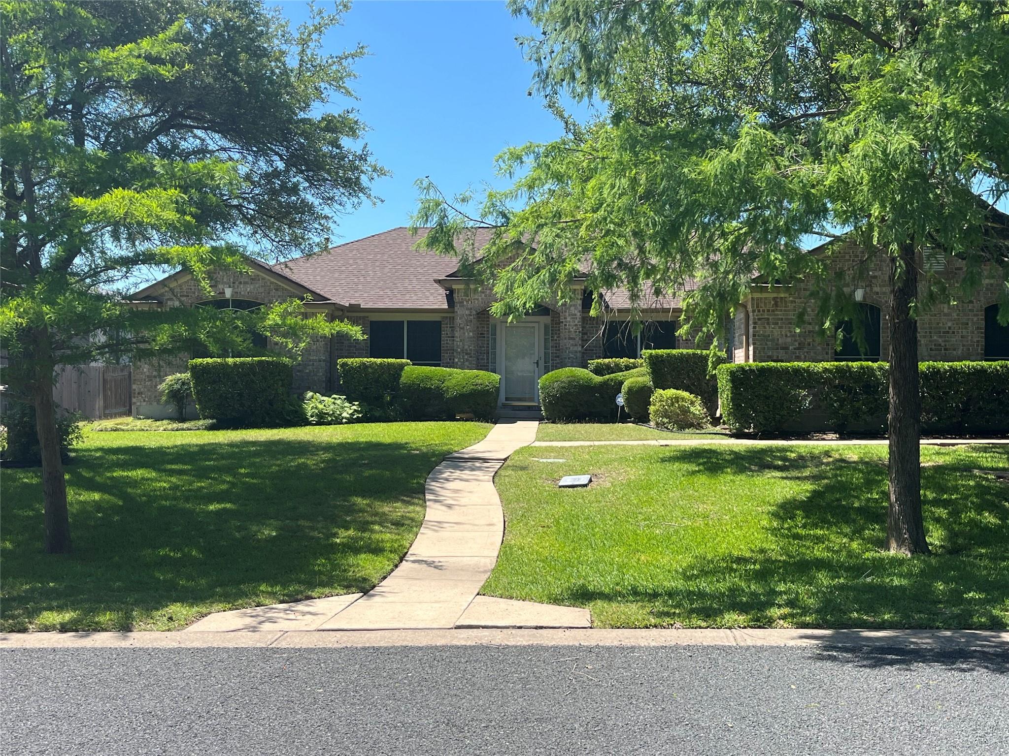 100 Adelfa Dr, Round Rock, TX 78664
