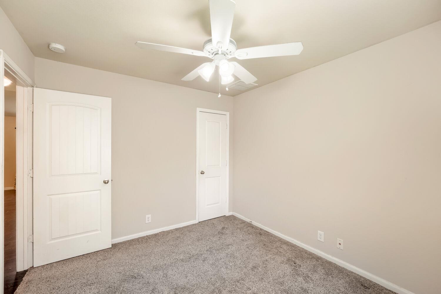 865 Heritage Springs Trl, Round Rock, TX 78664