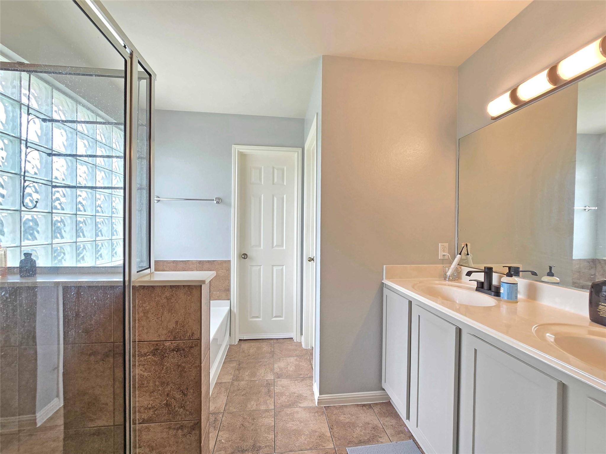 9412 Castle Pines Dr, Austin, TX 78717