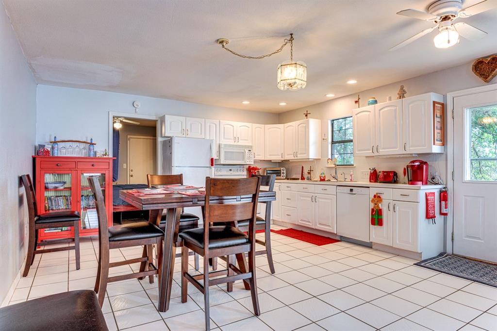 603 Waterway Ln, Burnet, TX 78611