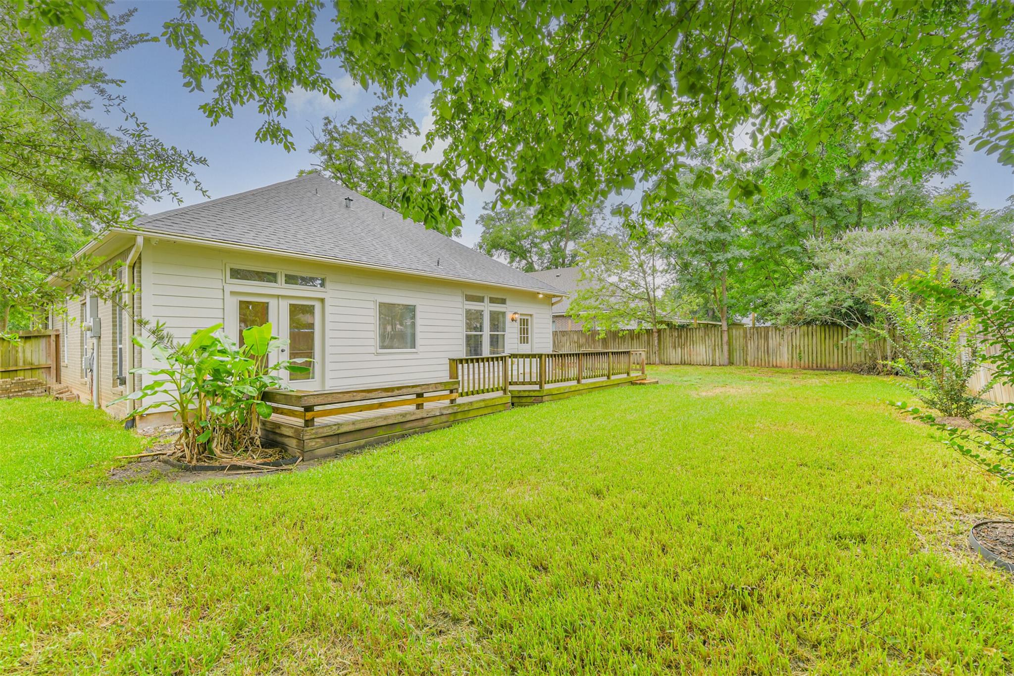 13118 Lazy Ln, Willis, TX 77318