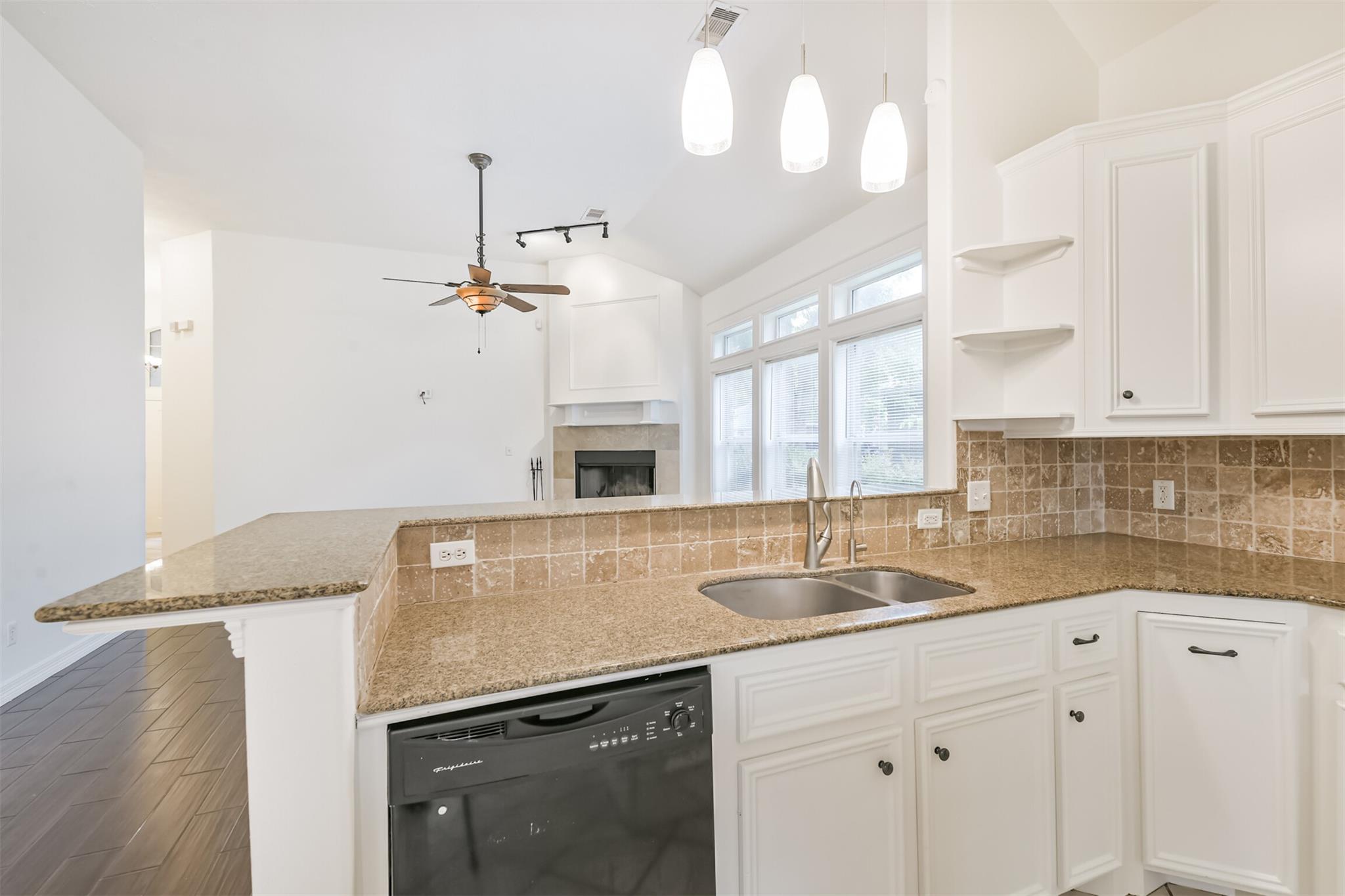 13118 Lazy Ln, Willis, TX 77318