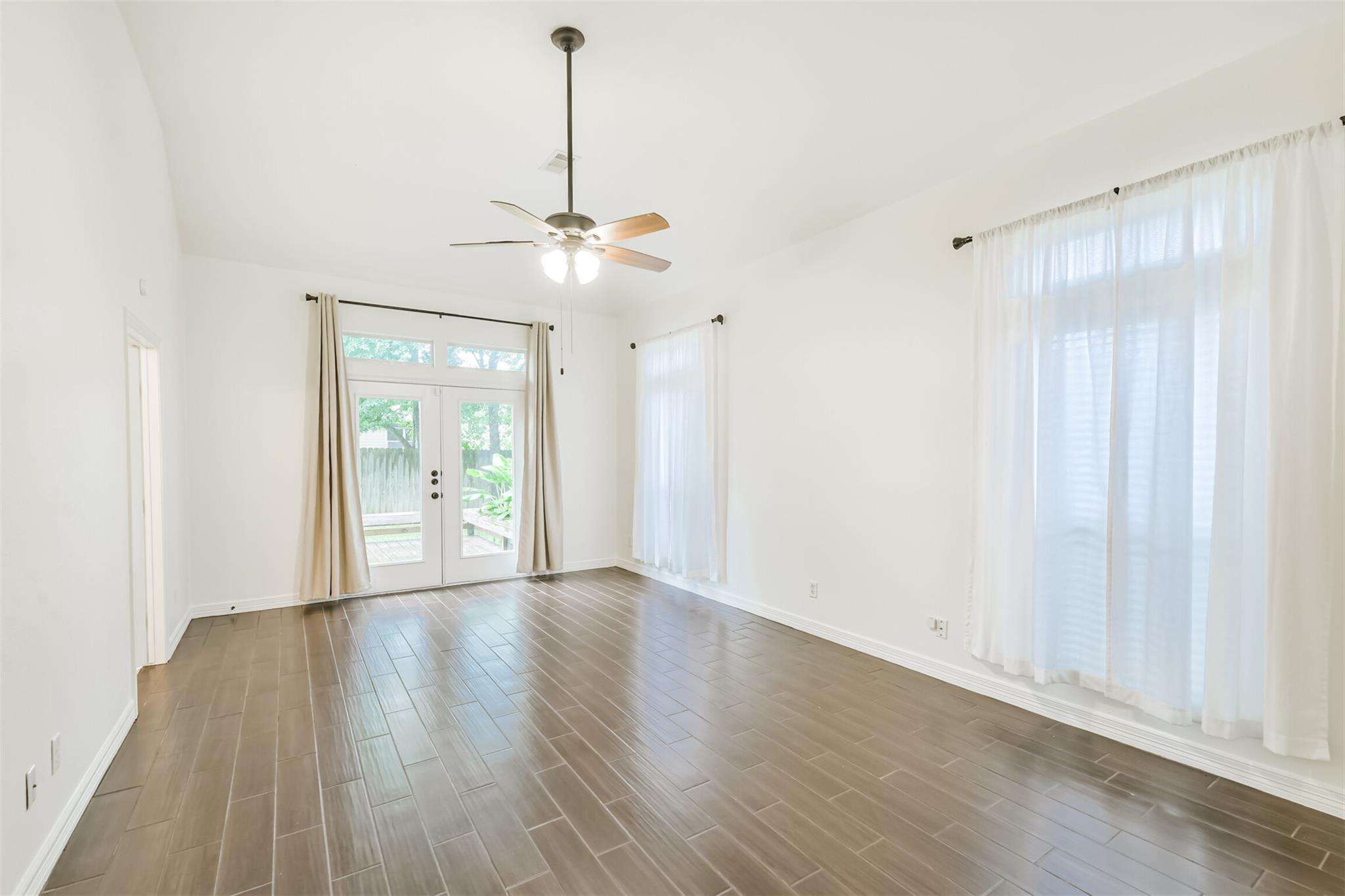 13118 Lazy Ln, Willis, TX 77318