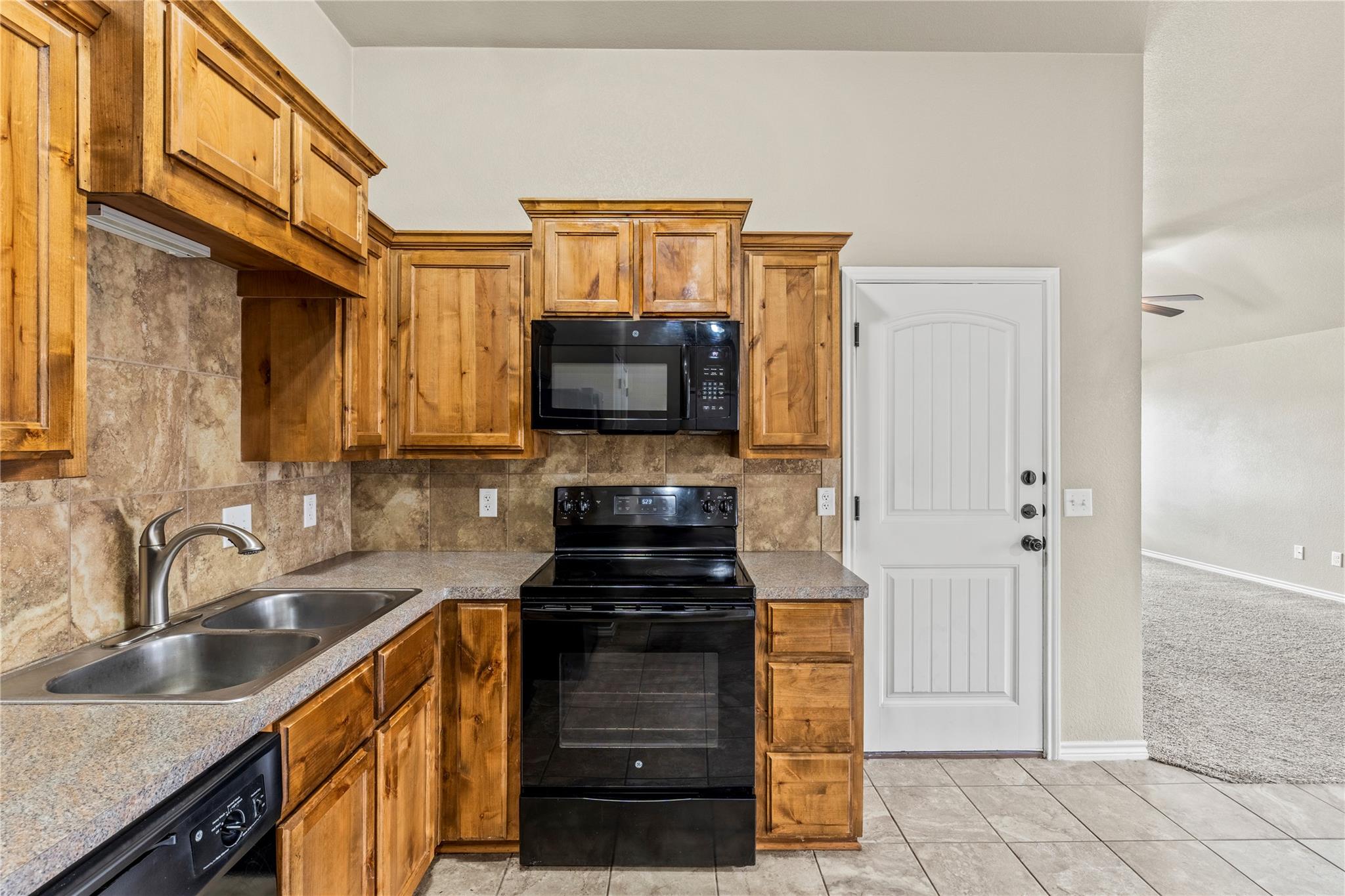 4310 Hunters Place Dr, Killeen, TX 76549