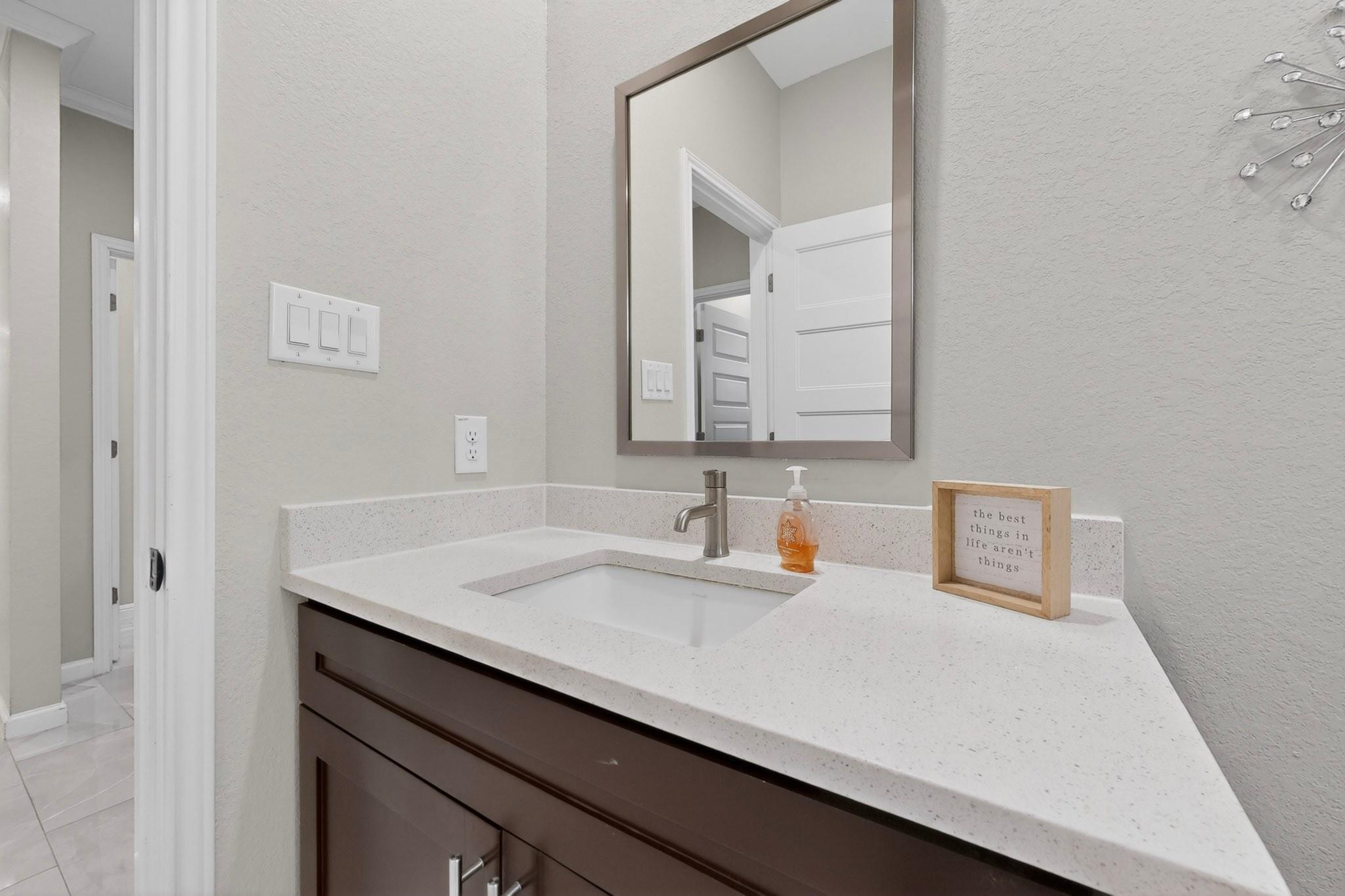 1001 County Road 394, Hutto, TX 78634