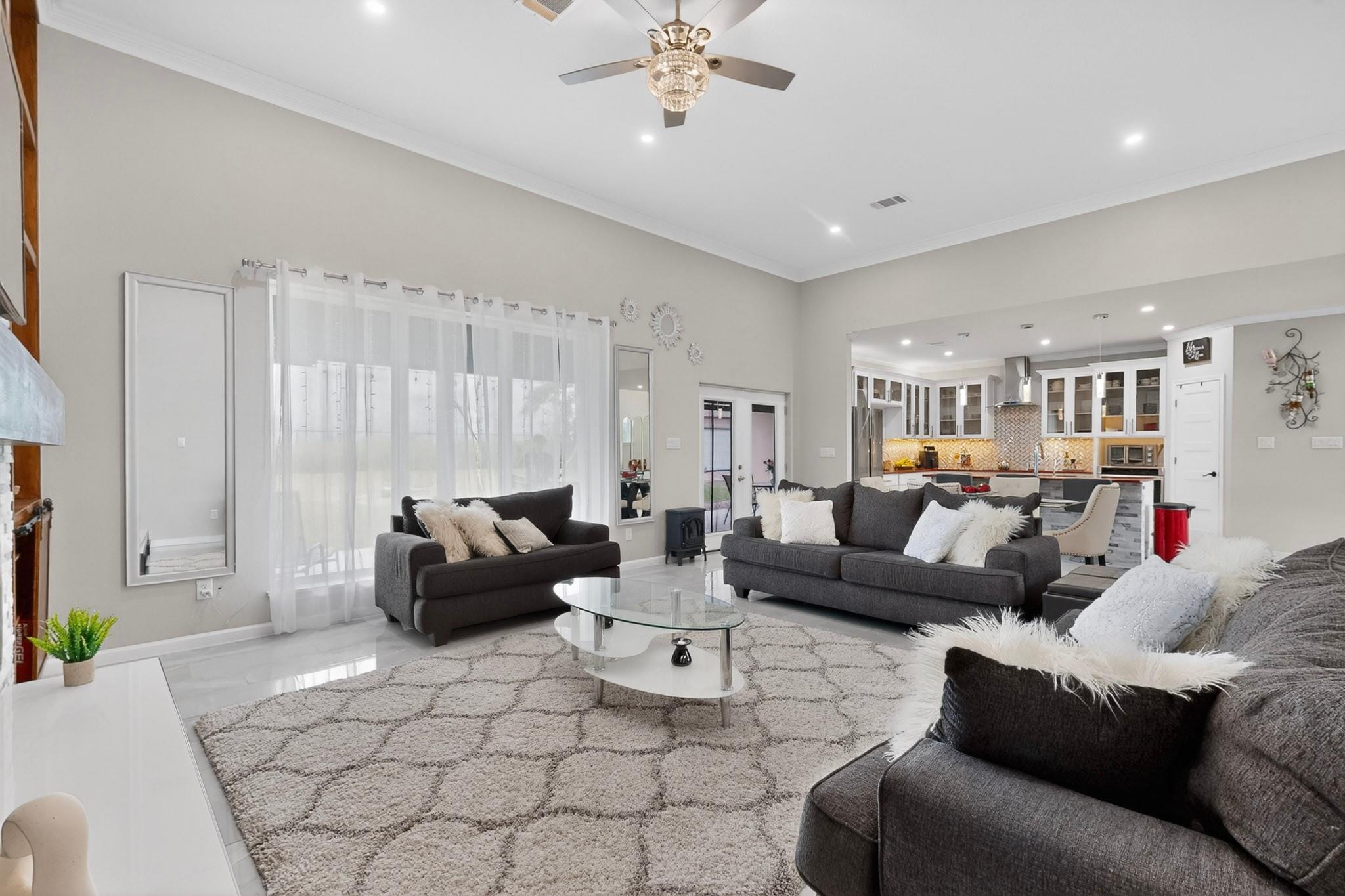 1001 County Road 394, Hutto, TX 78634