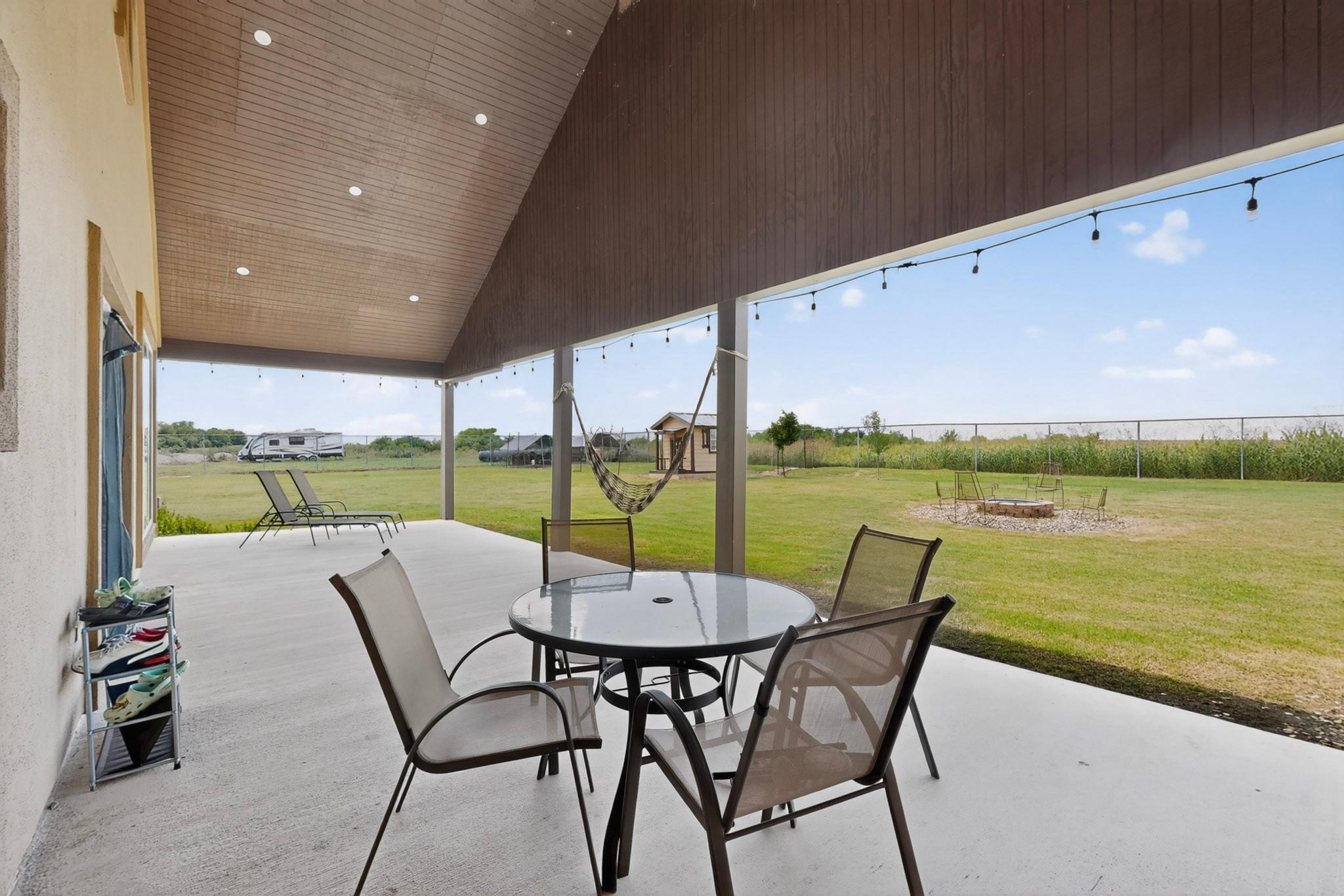 1001 County Road 394, Hutto, TX 78634