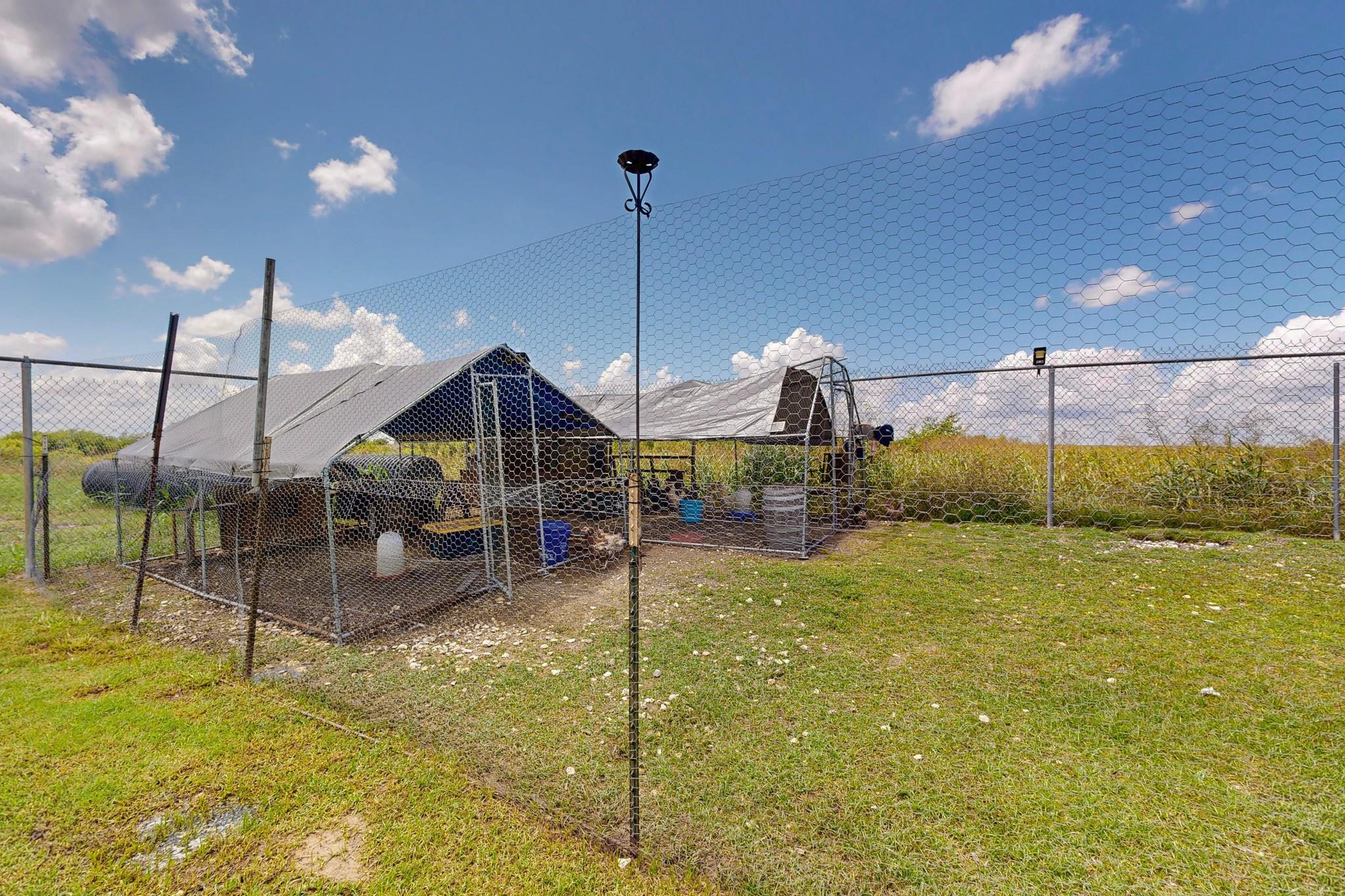 1001 County Road 394, Hutto, TX 78634