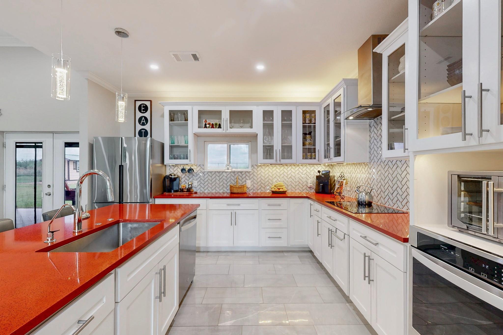 1001 County Road 394, Hutto, TX 78634