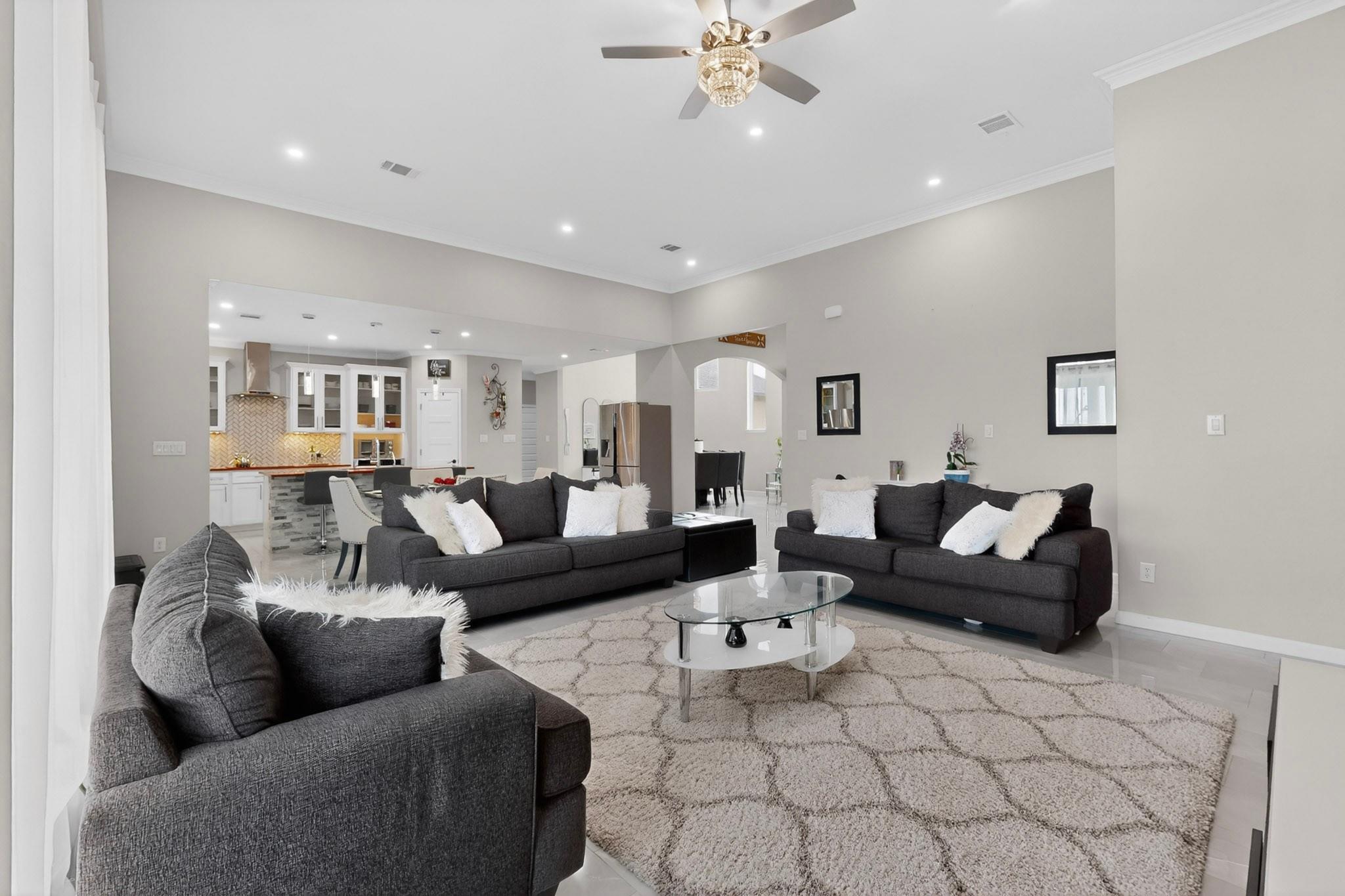 1001 County Road 394, Hutto, TX 78634