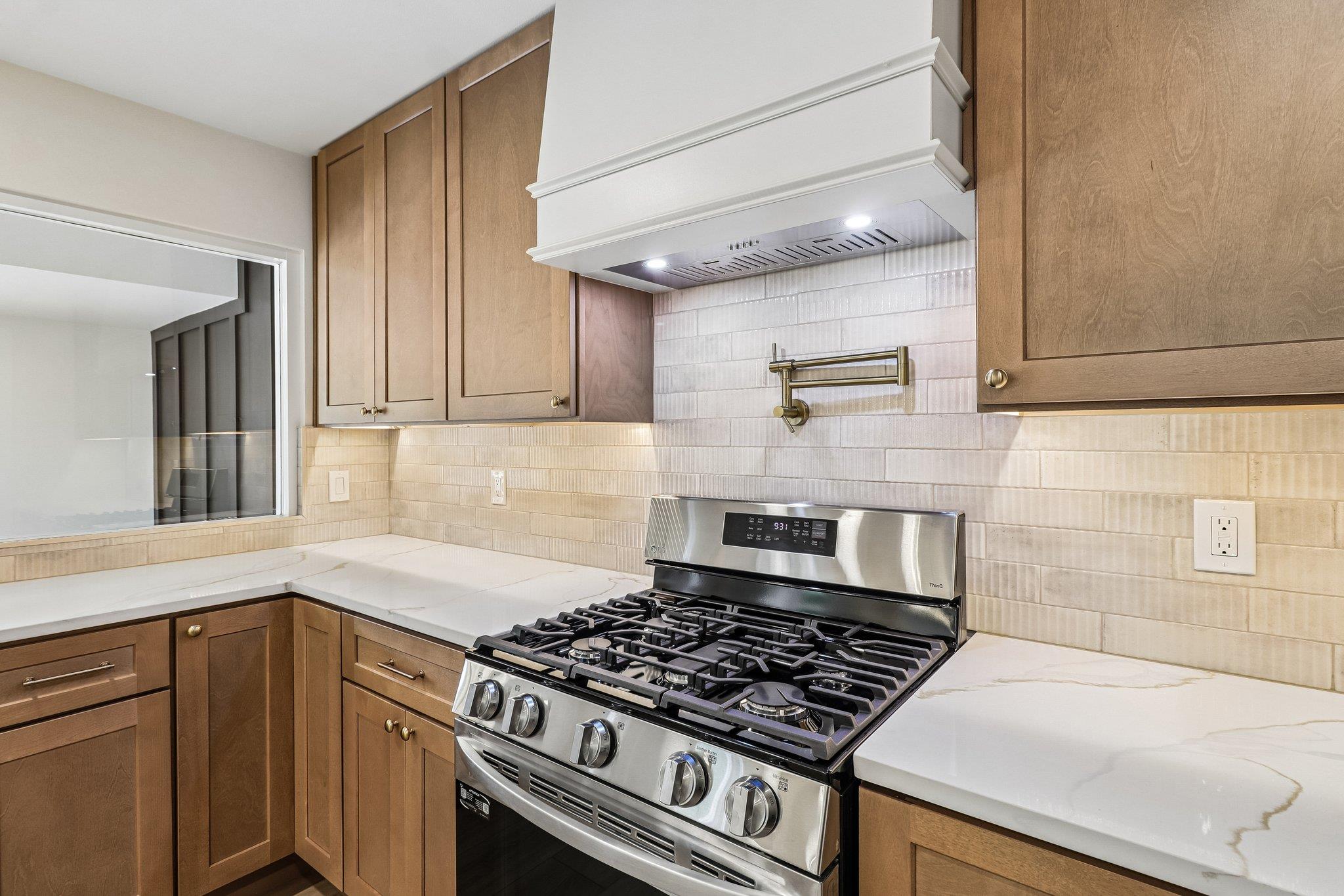 11809 Charing Cross Rd, Austin, TX 78759