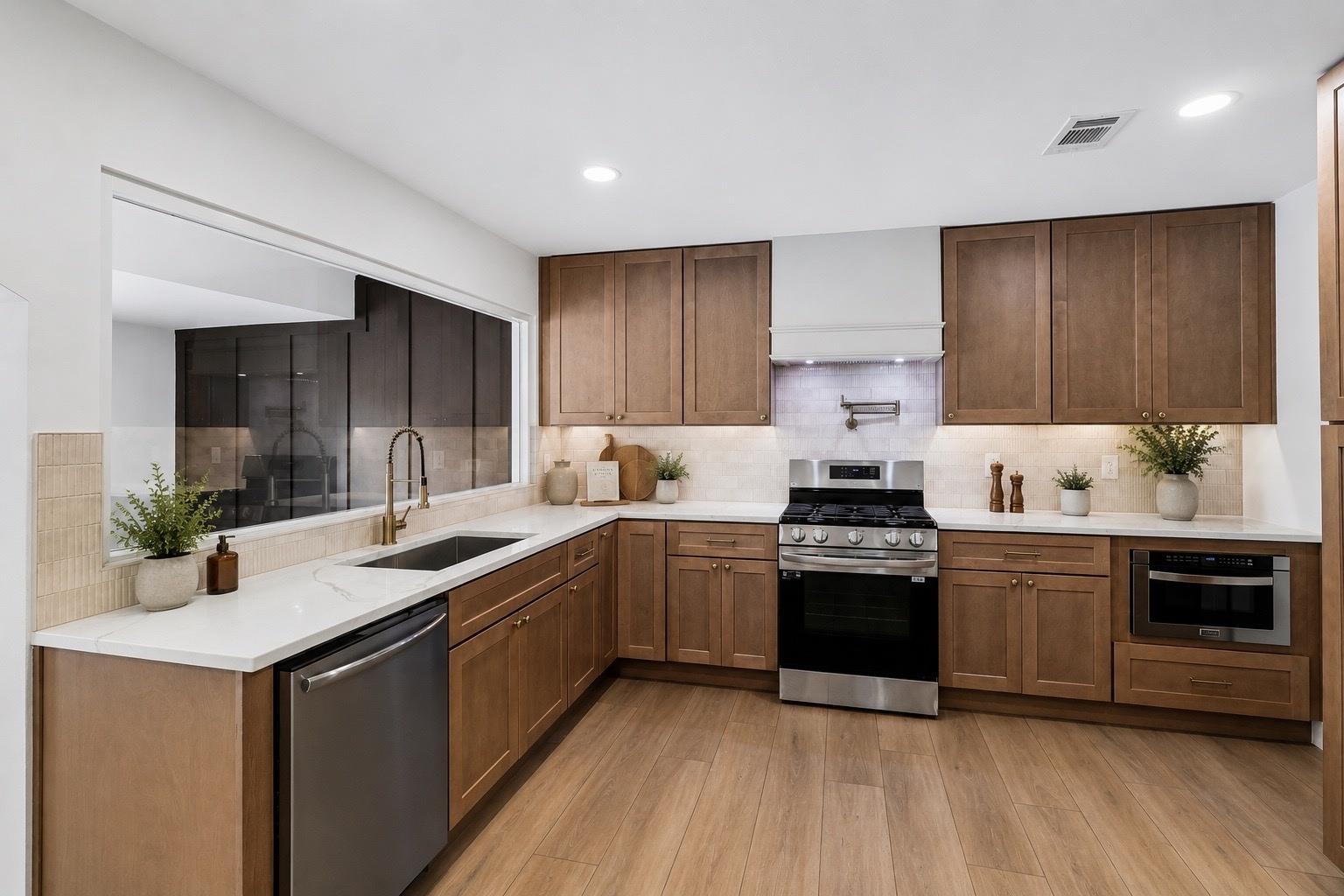 11809 Charing Cross Rd, Austin, TX 78759