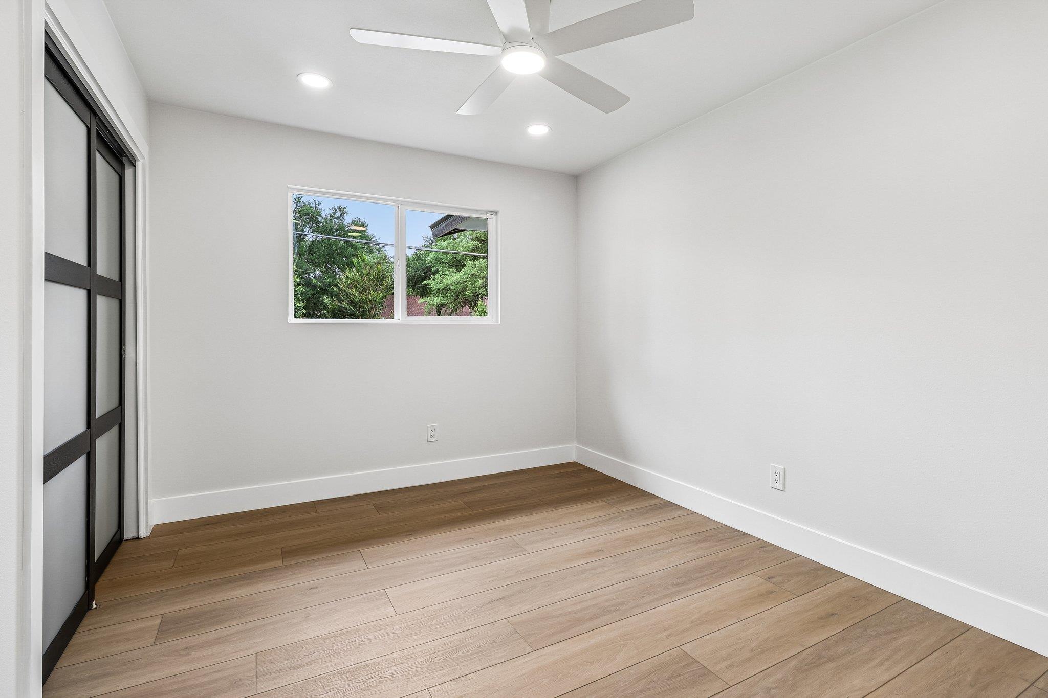 11809 Charing Cross Rd, Austin, TX 78759