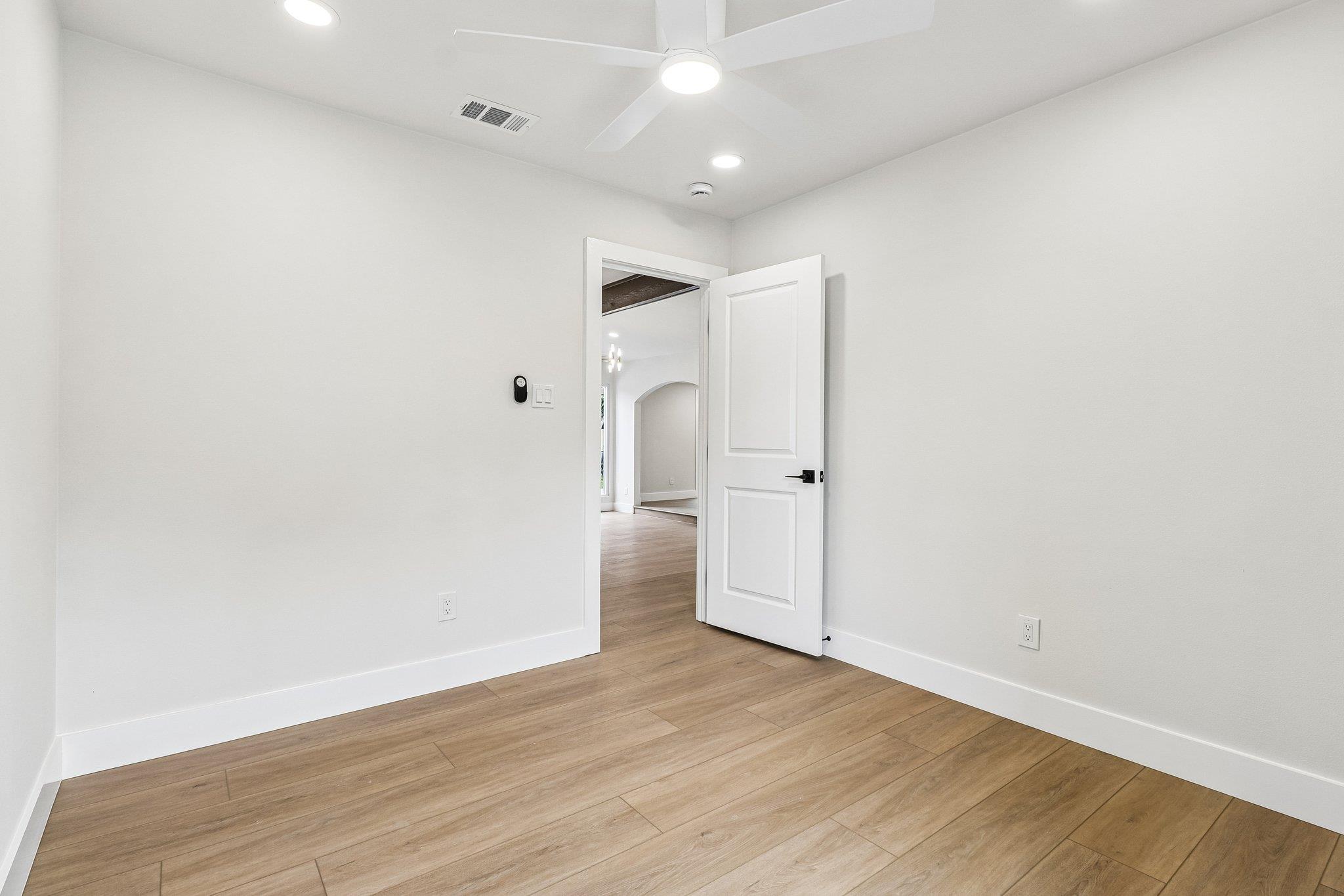 11809 Charing Cross Rd, Austin, TX 78759
