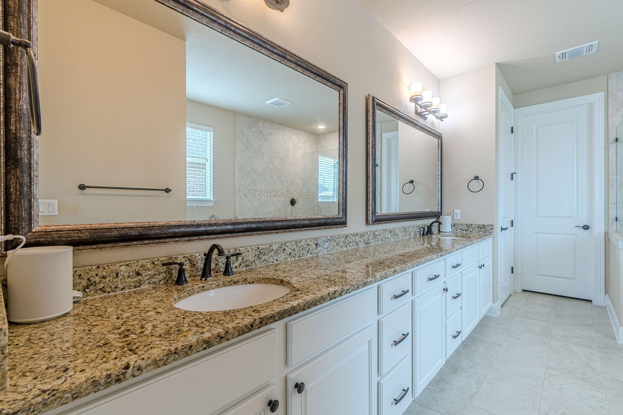 115 Laughing Pear Cv, San Marcos, TX 78666