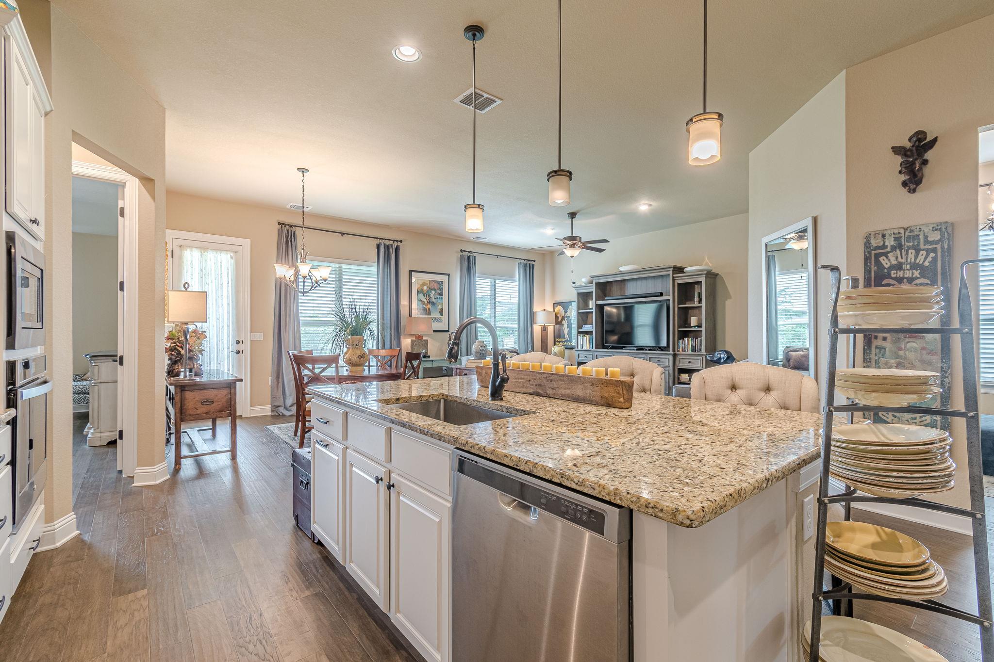 115 Laughing Pear Cv, San Marcos, TX 78666