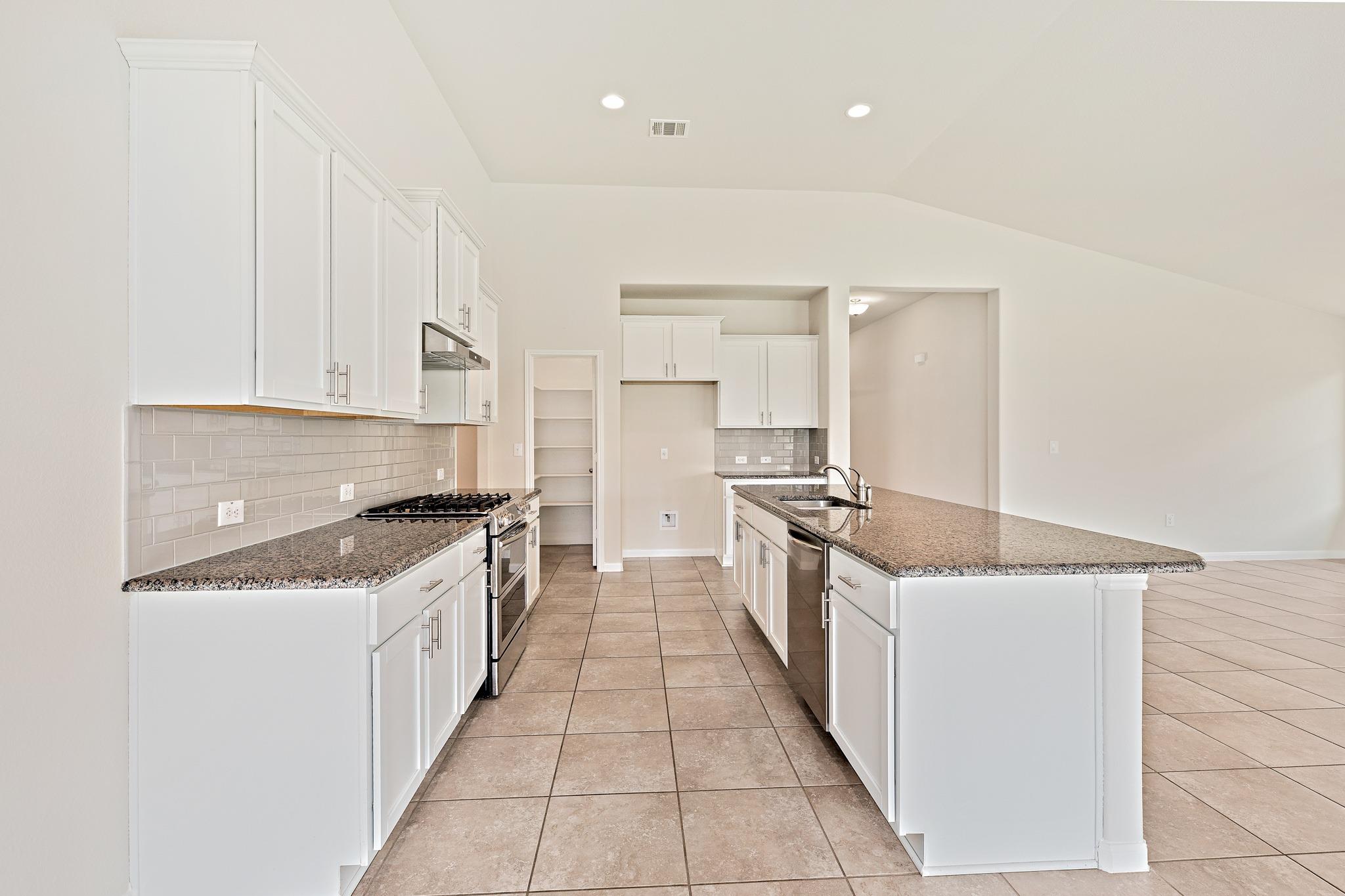 1958 Mexia Dr, Round Rock, TX 78664