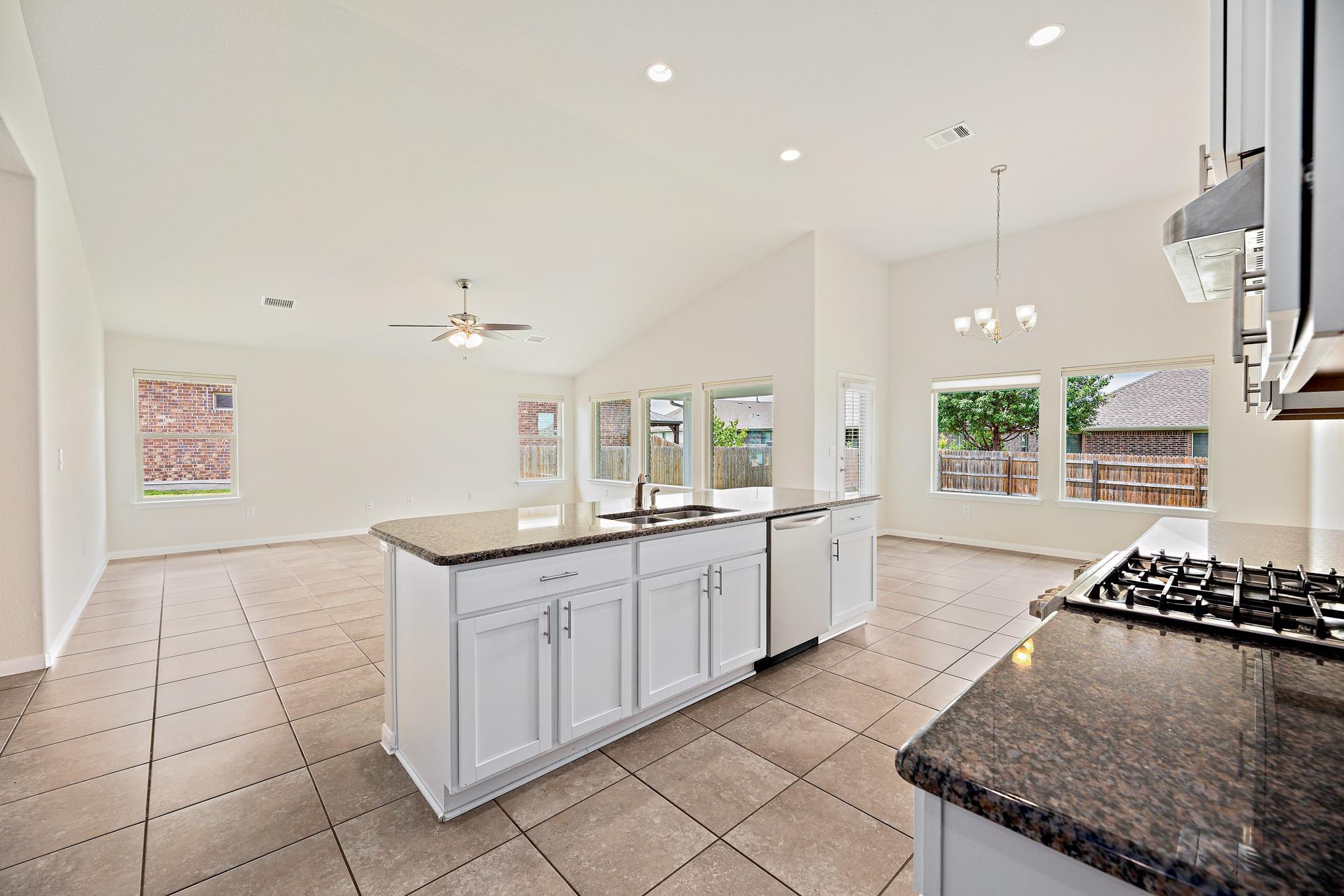 1958 Mexia Dr, Round Rock, TX 78664
