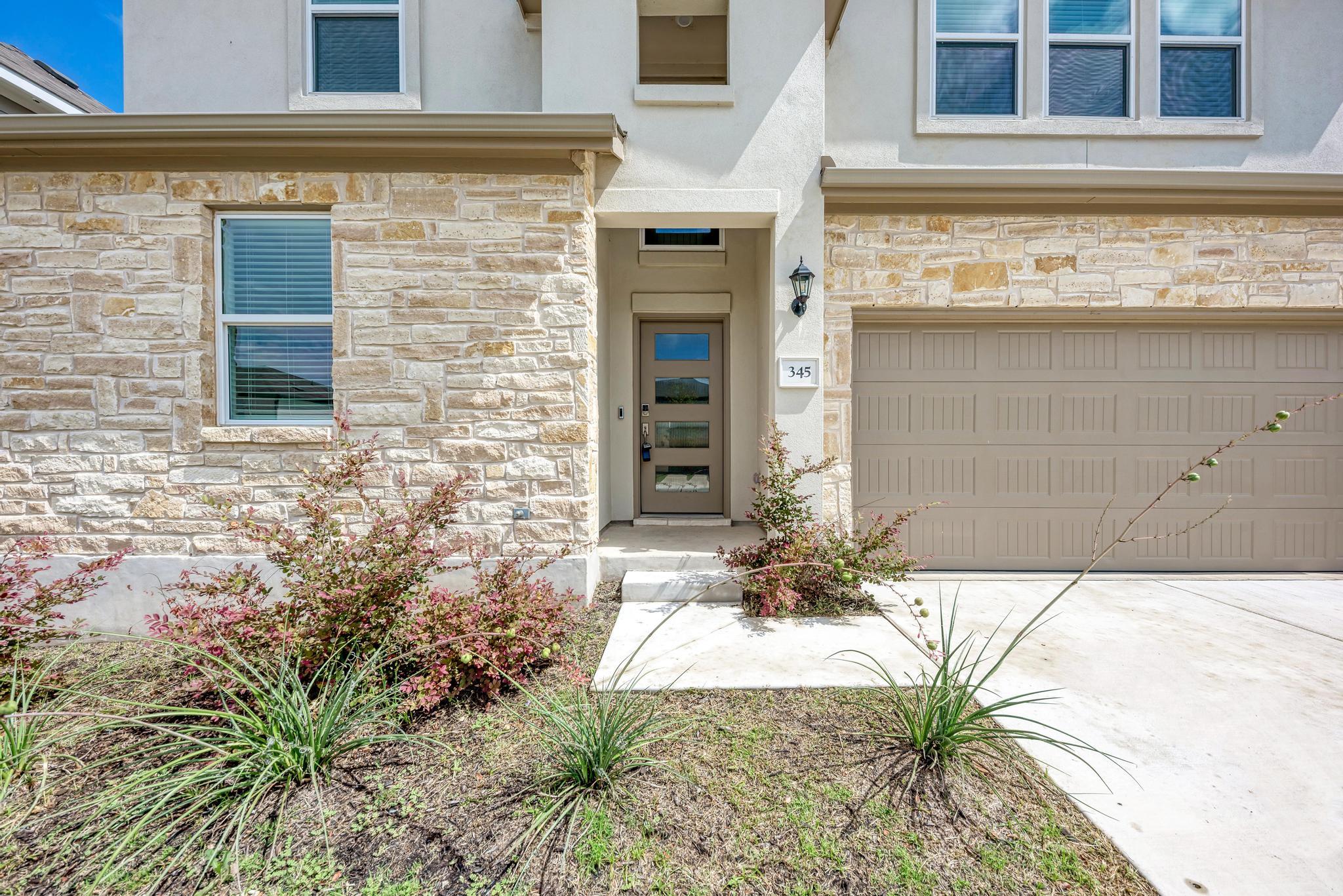 345 Andesite Trl, Liberty Hill, TX 78642