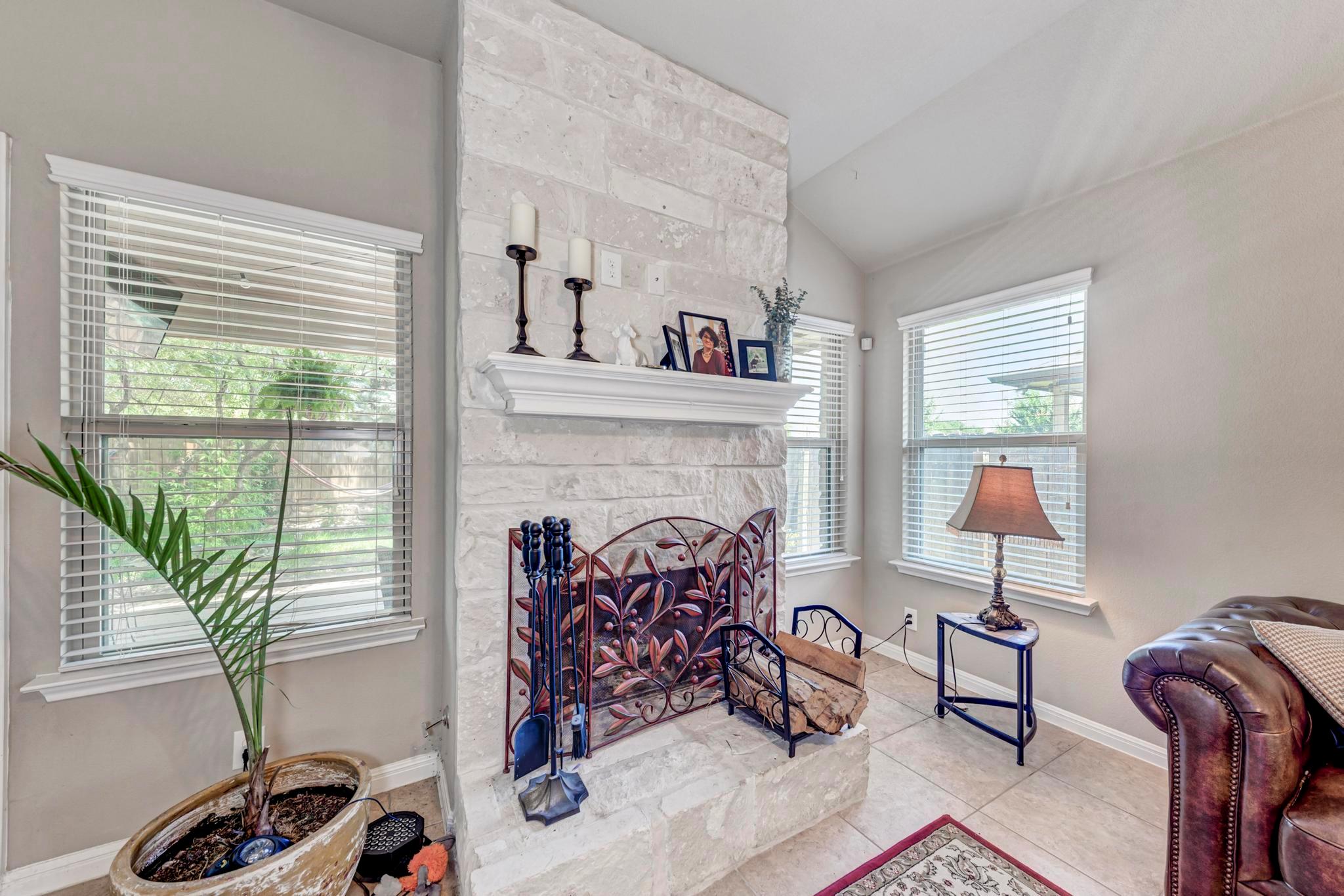 700 Cortona Cv, Georgetown, TX 78628